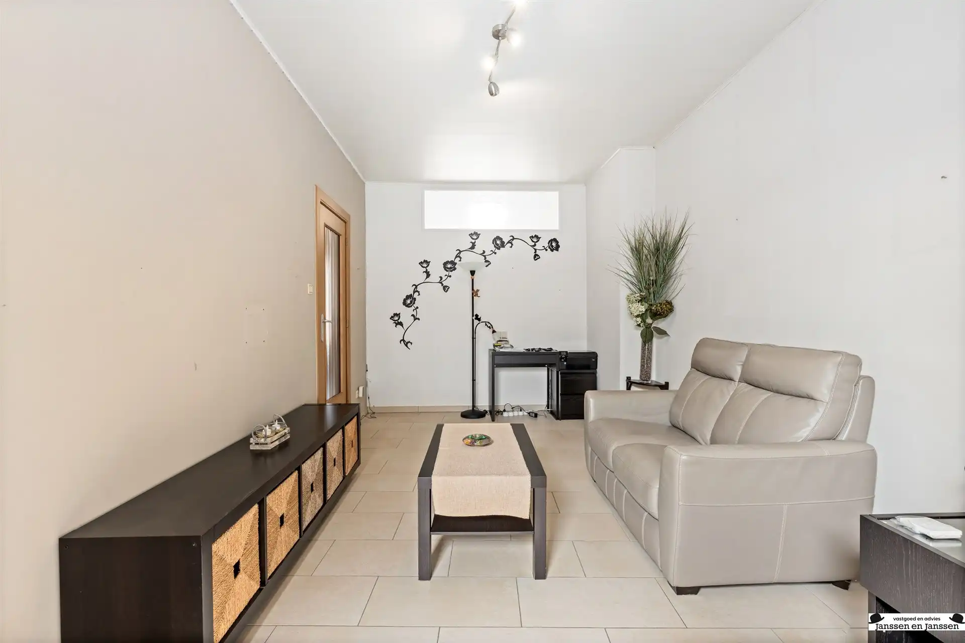 Gezellige woning met 3 slaapkamer in Schoten! foto 3