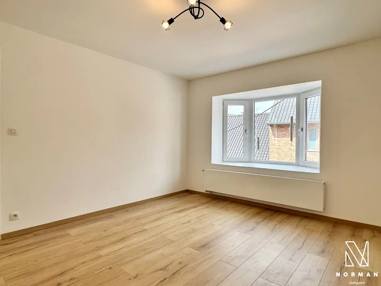Grote woning met 4kamers, 2 badkamers,... foto 15