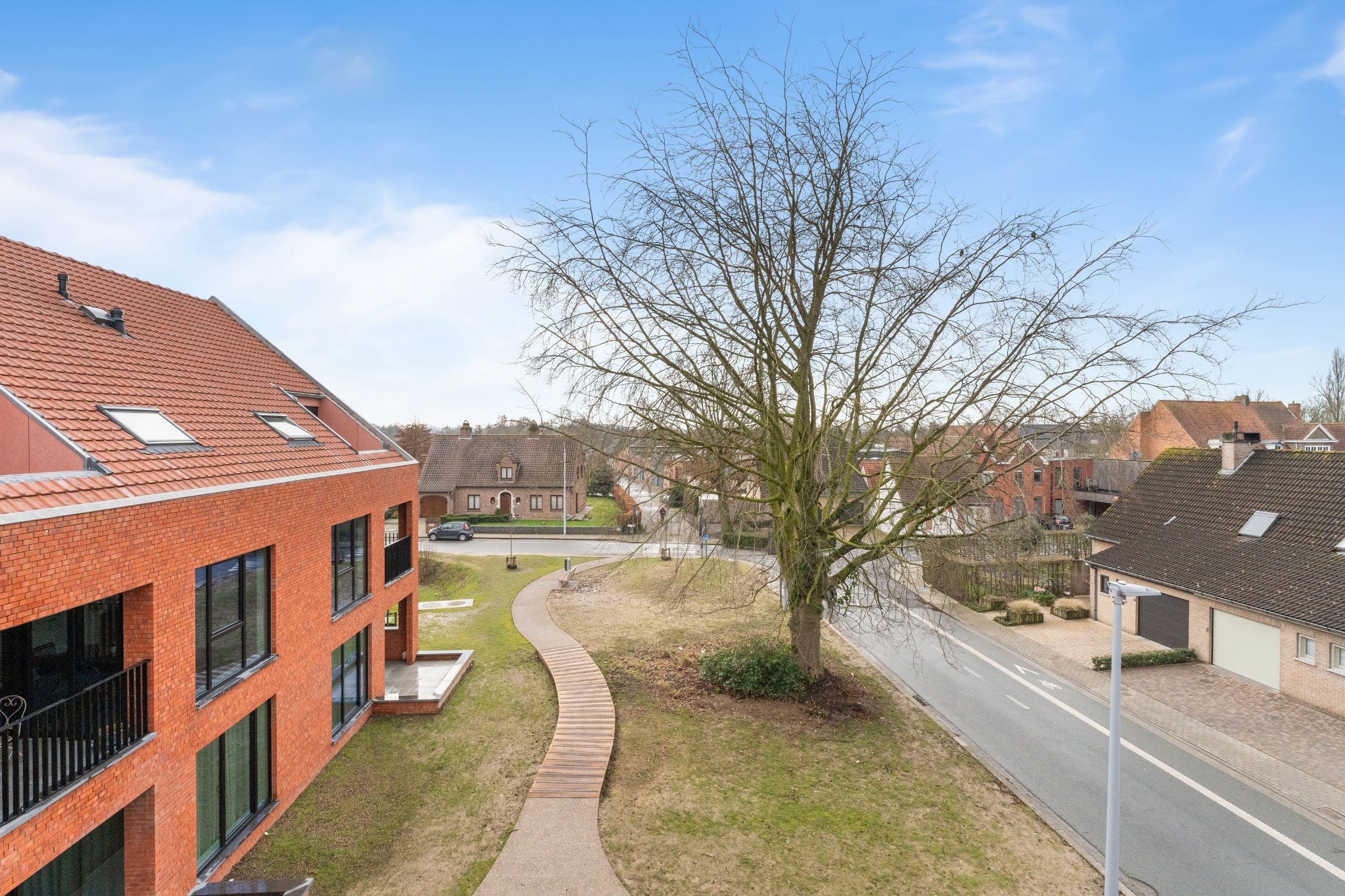 Nieuwbouwappartement met 1 slpk.,, autostaznplaats & kelder foto 2