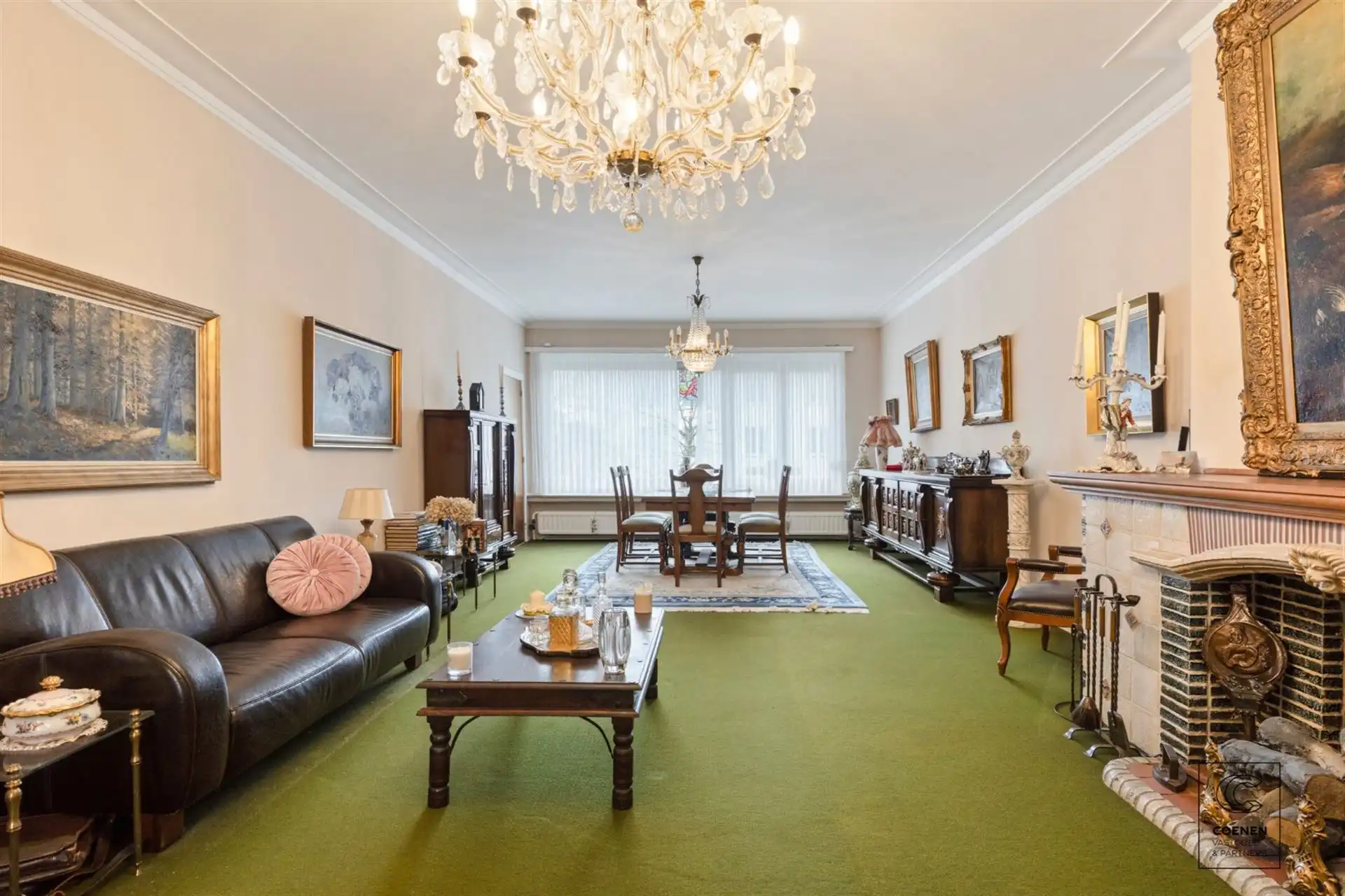 Duplex app. van 221 m² op een centrale ligging te Wilrijk! foto 2