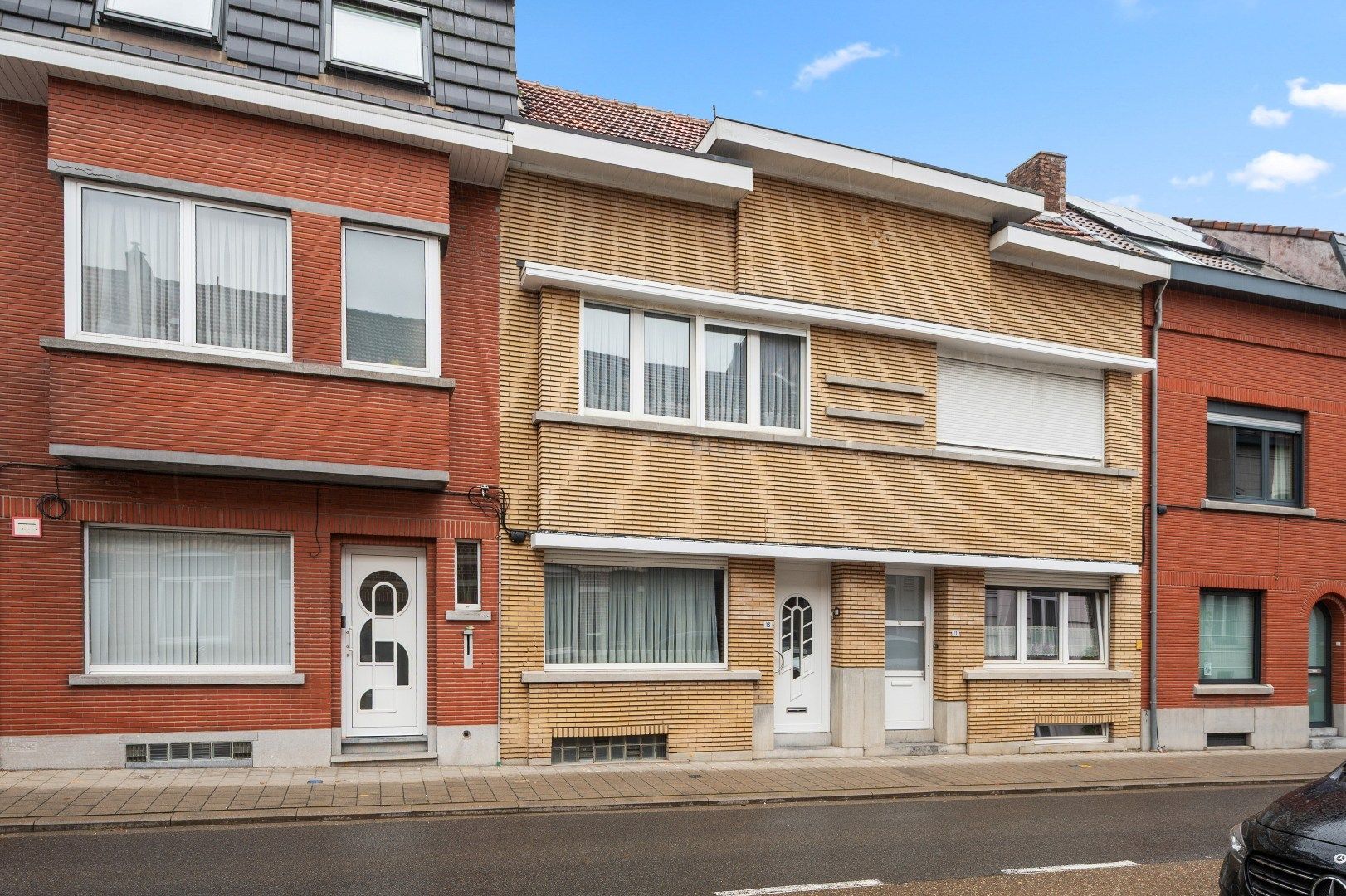 Goed gelegen rijwoning te Tienen foto 2