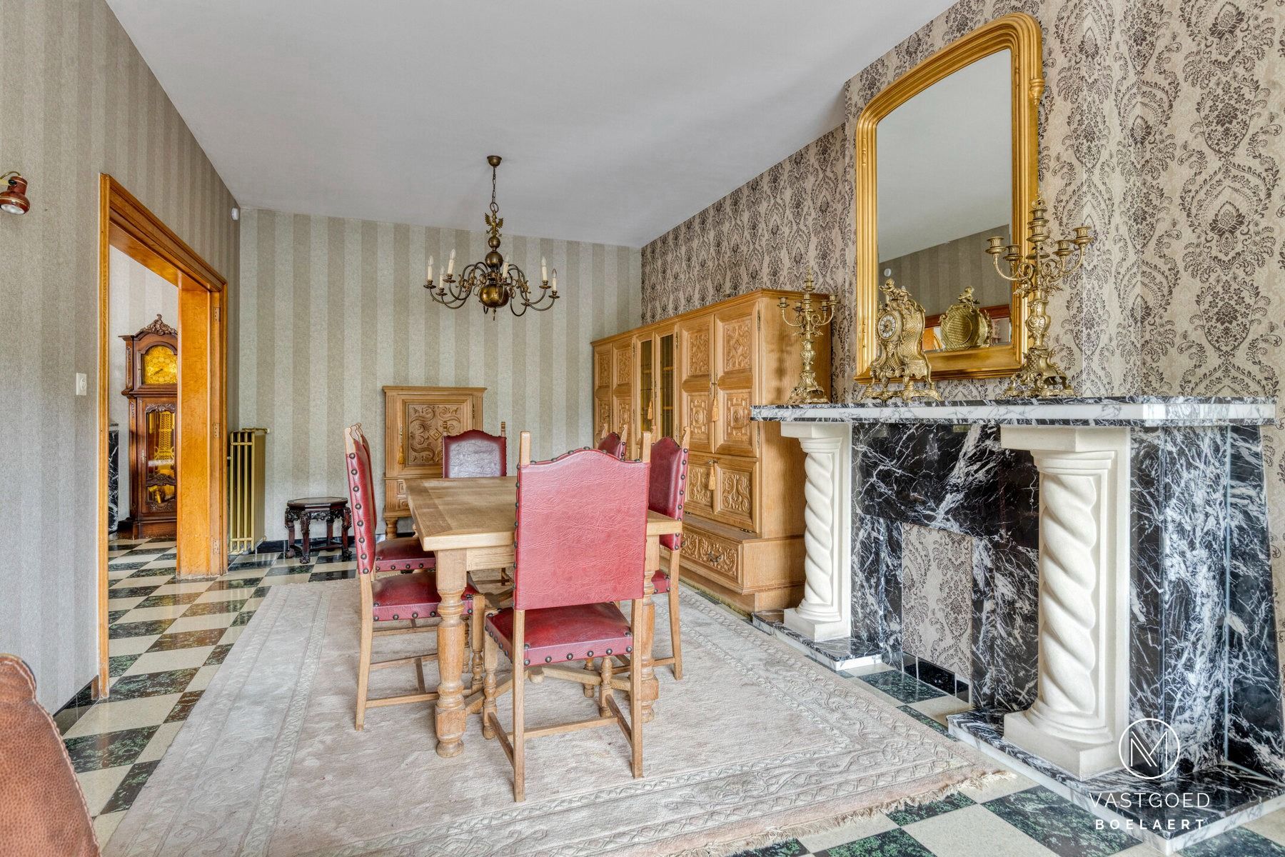Huis met 3 slaapkamers, garage en tuin te koop in Nieuwerkerken foto 5
