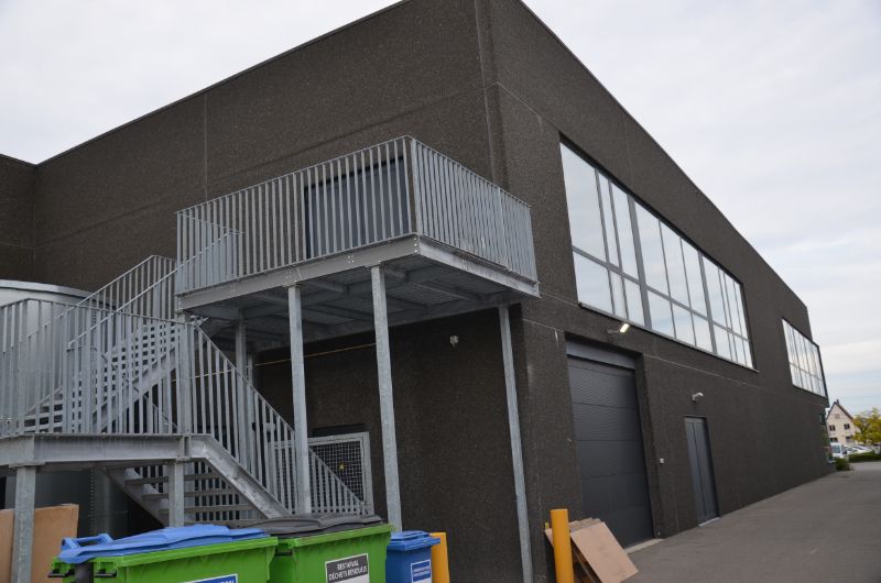 Te huur :  Roeselare Bruggesteenweg baanwinkel +/-764 m², in casco foto 6