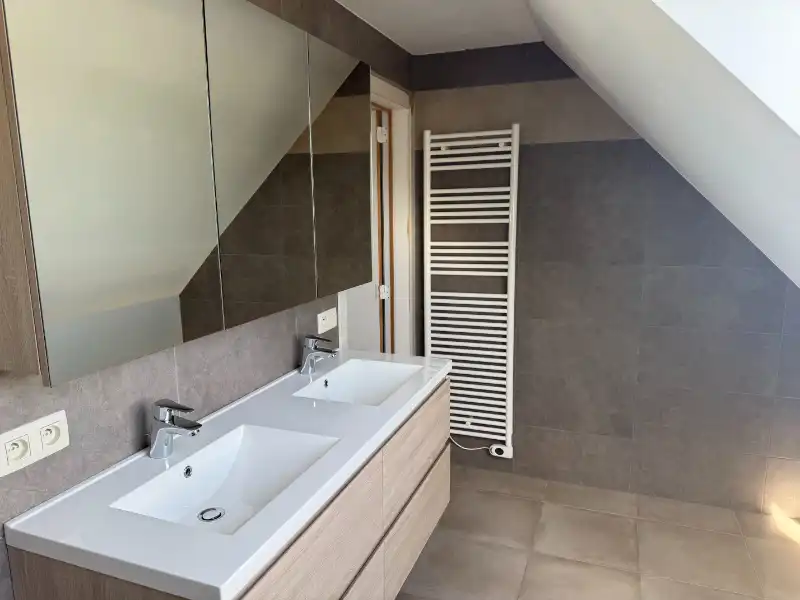 Ruime villa op een landelijke perceel met een oppervlakte van 940m² ! foto 23