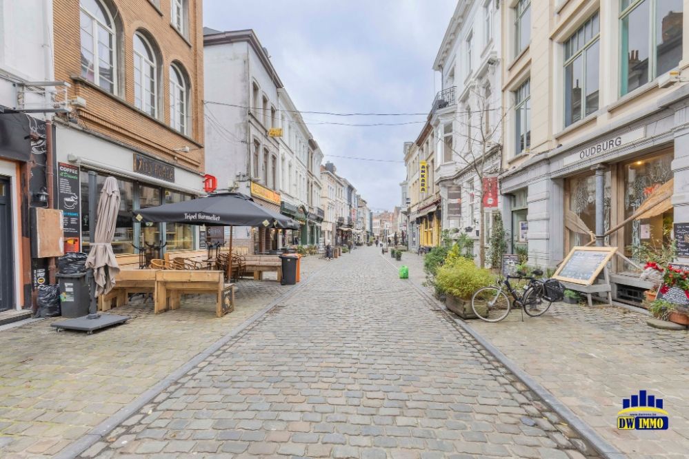 Opbrengsteigendom gelegen in historisch Gent te koop foto 10