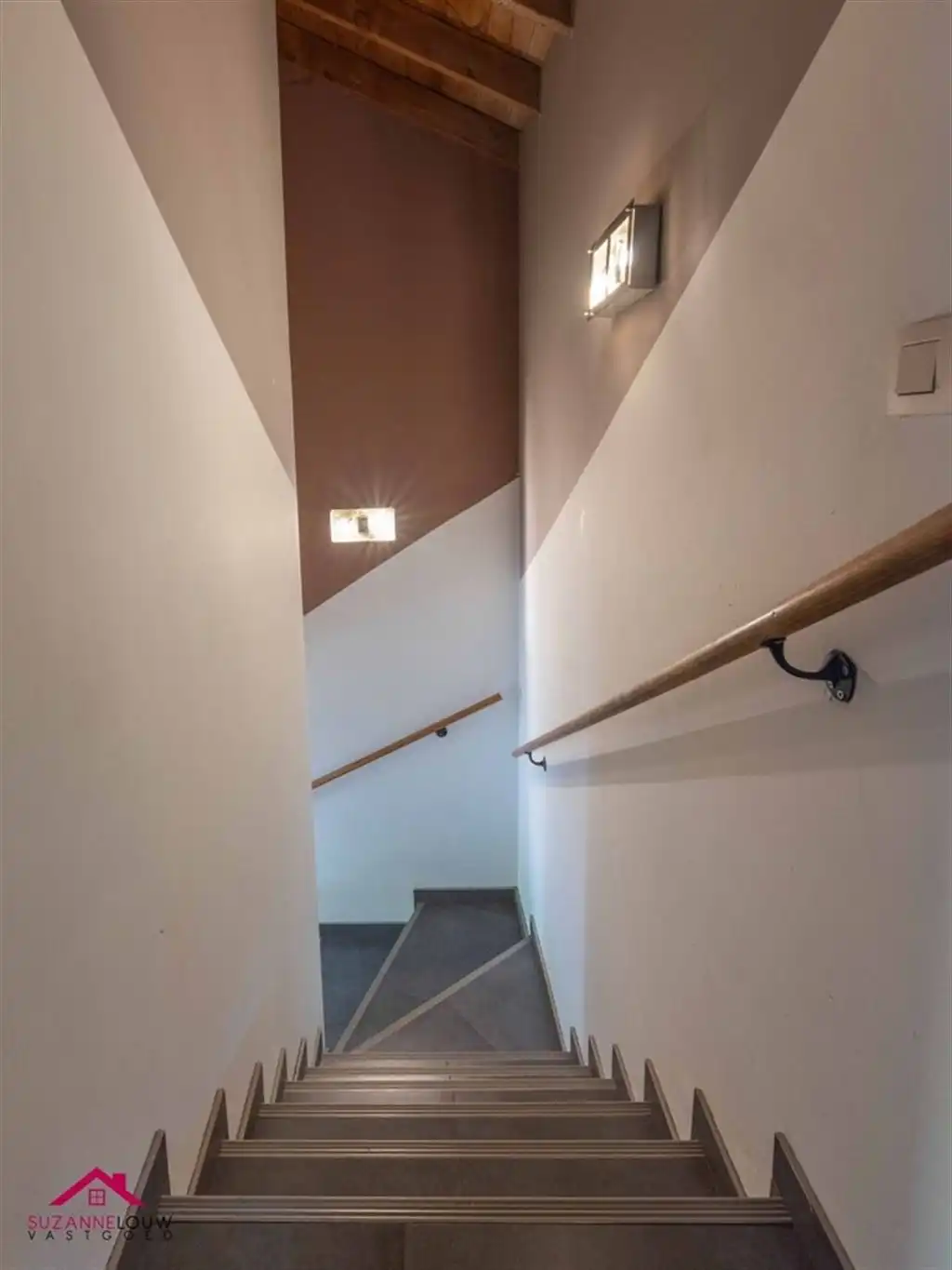 Riante vrijstaande woning met praktijkruimte foto 45