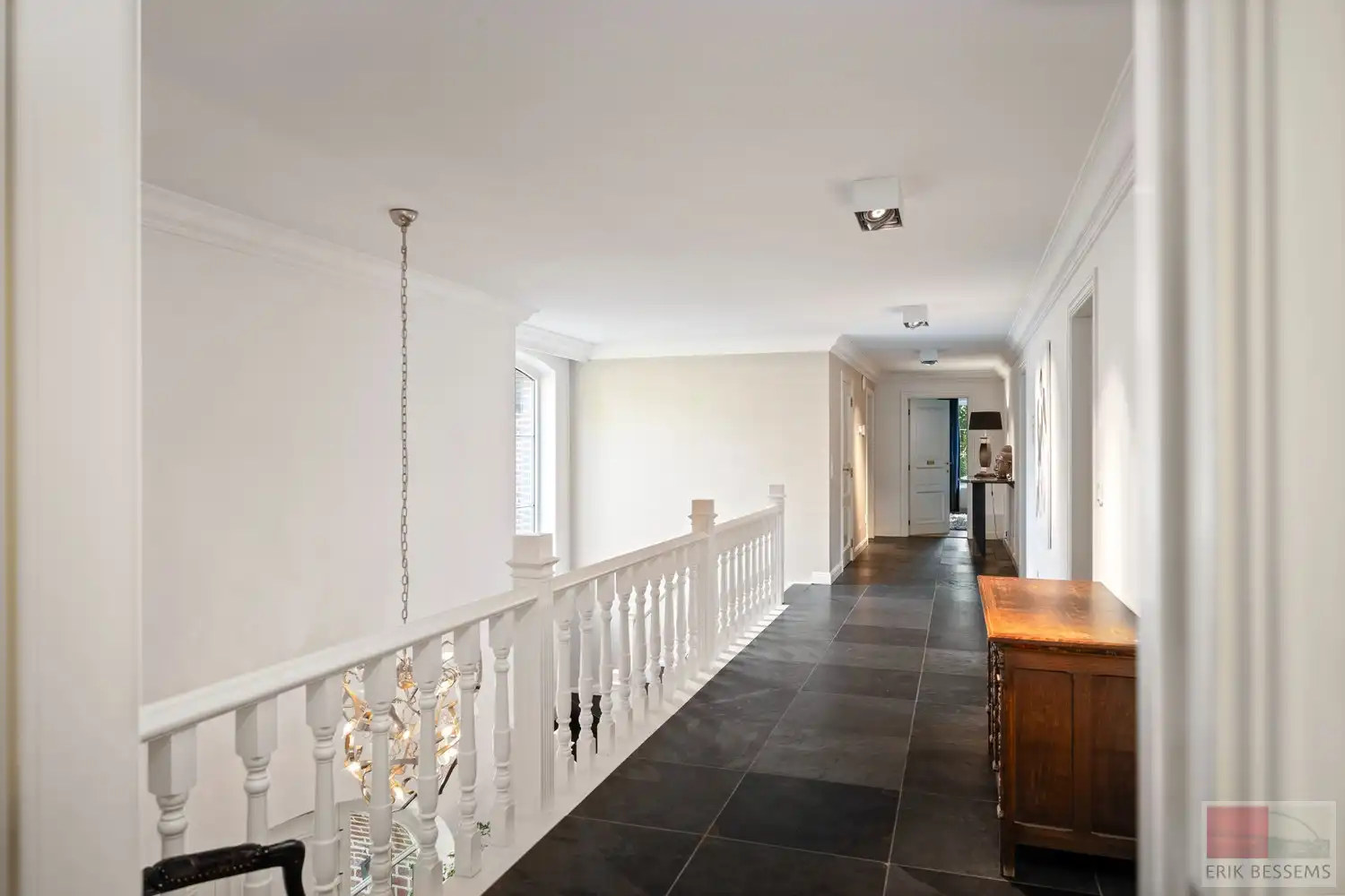 Exclusieve, luxueuze villa op toplocatie nabij Maastricht en de Euregio. foto 46