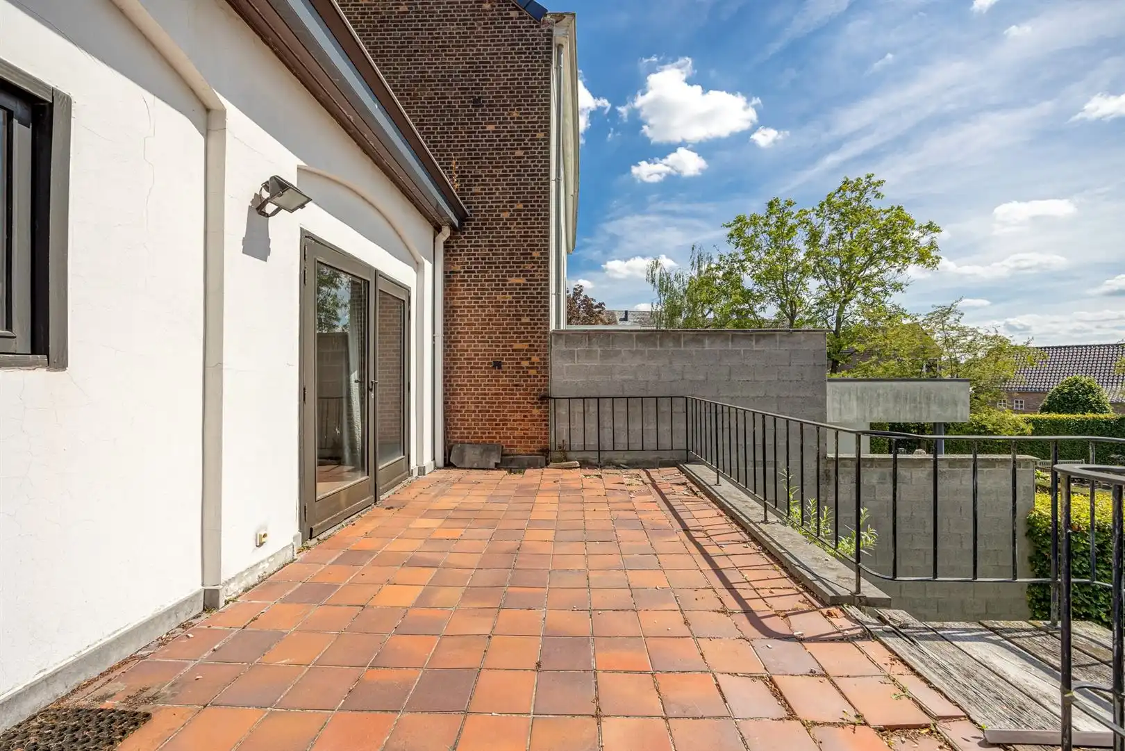 Handelsglkvl. met woonst en mooie tuin! foto 20