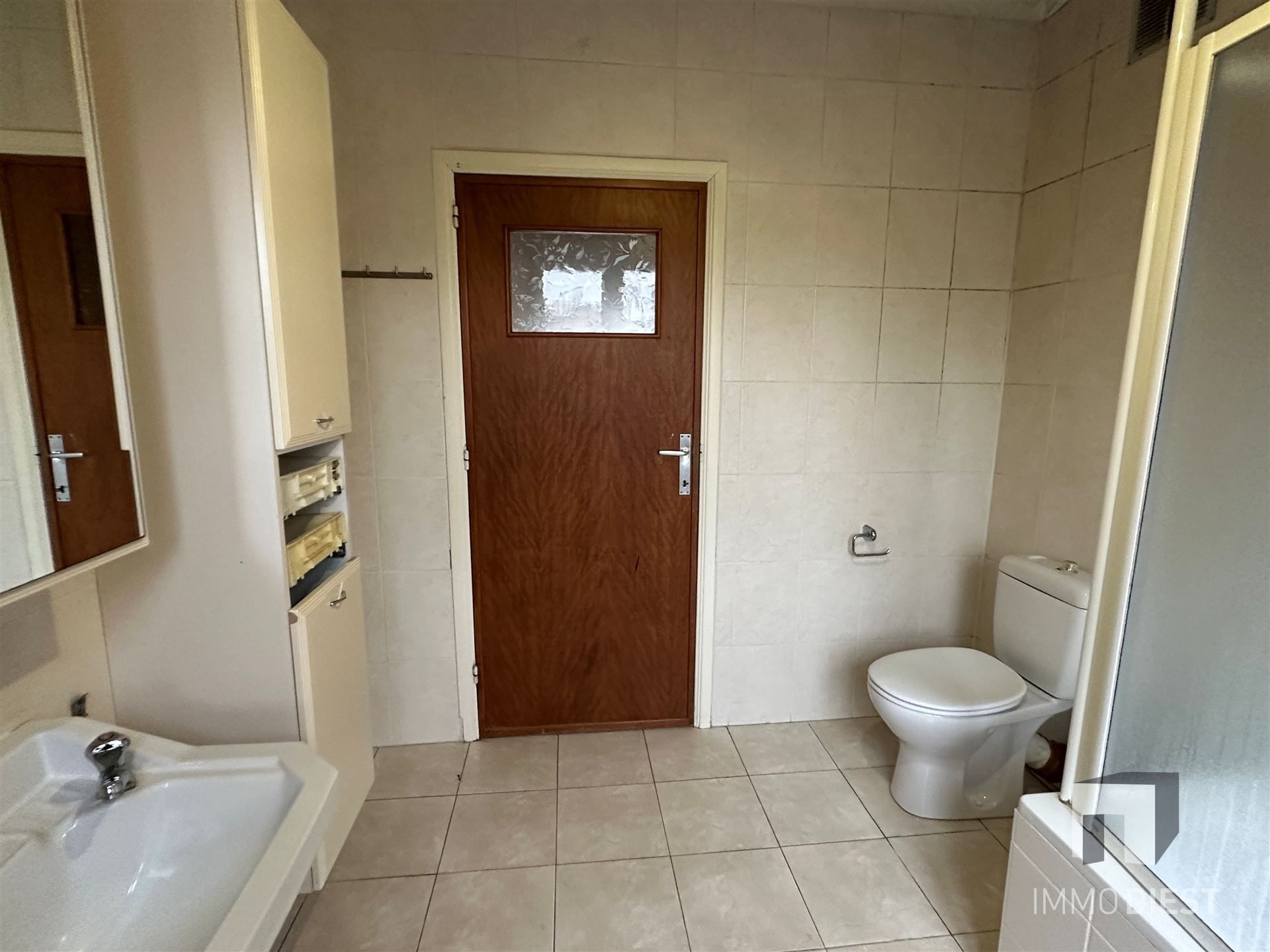 Op te frissen stadswoning met 3 ruime slaapkamers, bureau of dressing foto 19