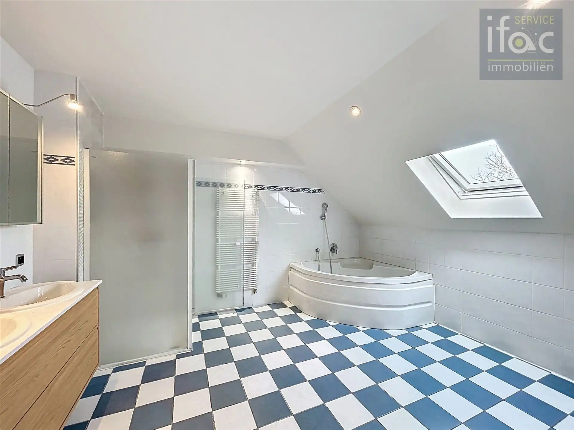 Rustig gelegen koppelvilla foto 7