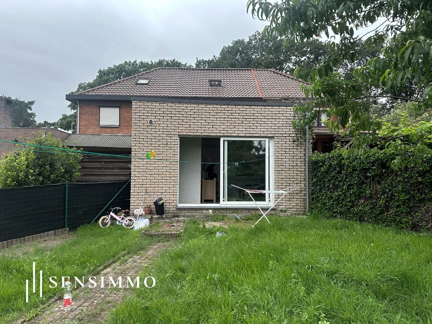 Rijwoning met 4 slaapkamers, tuinberging en garage foto 26