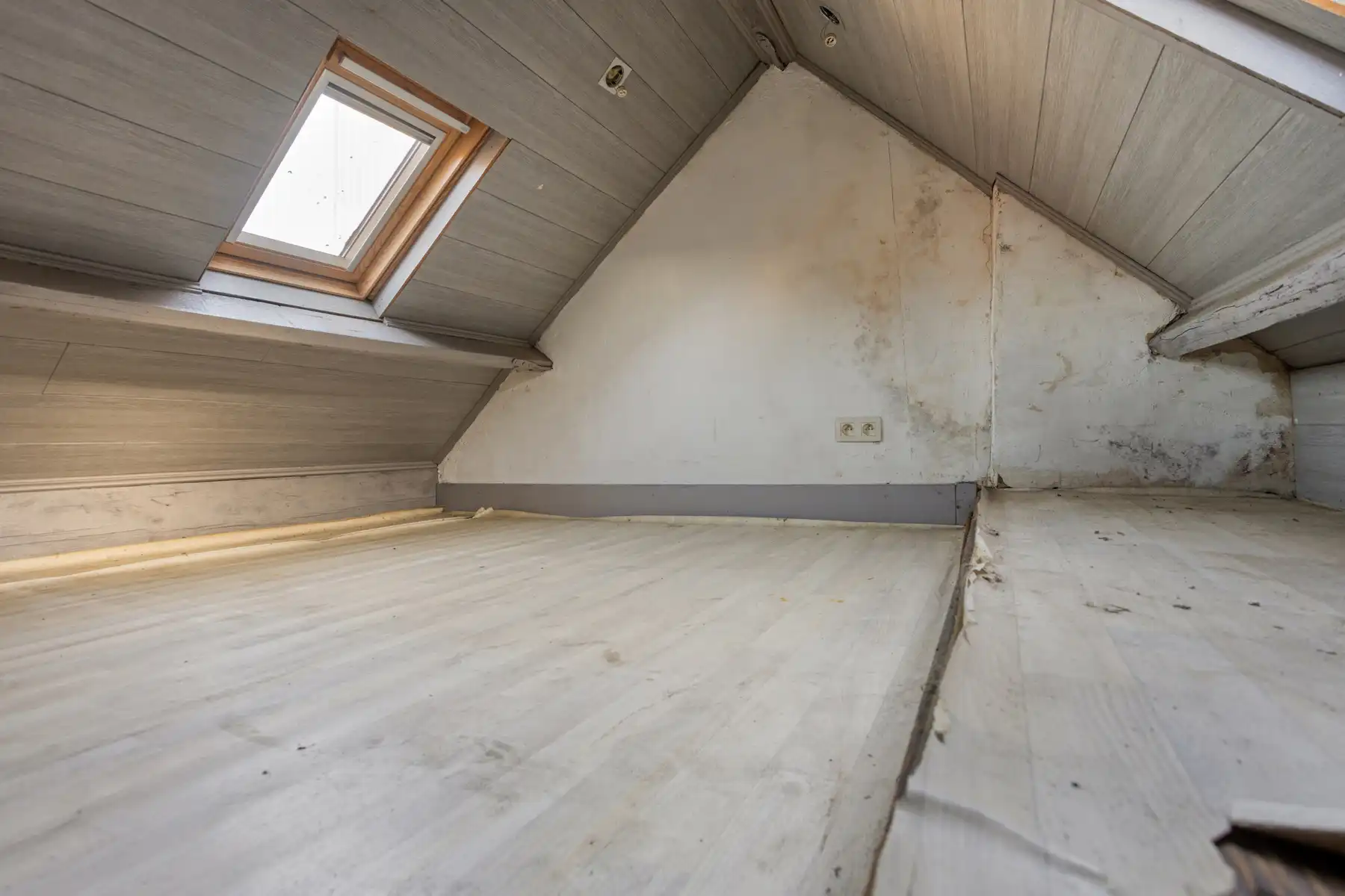 Te renoveren stadswoning in centrum Aalst foto 17