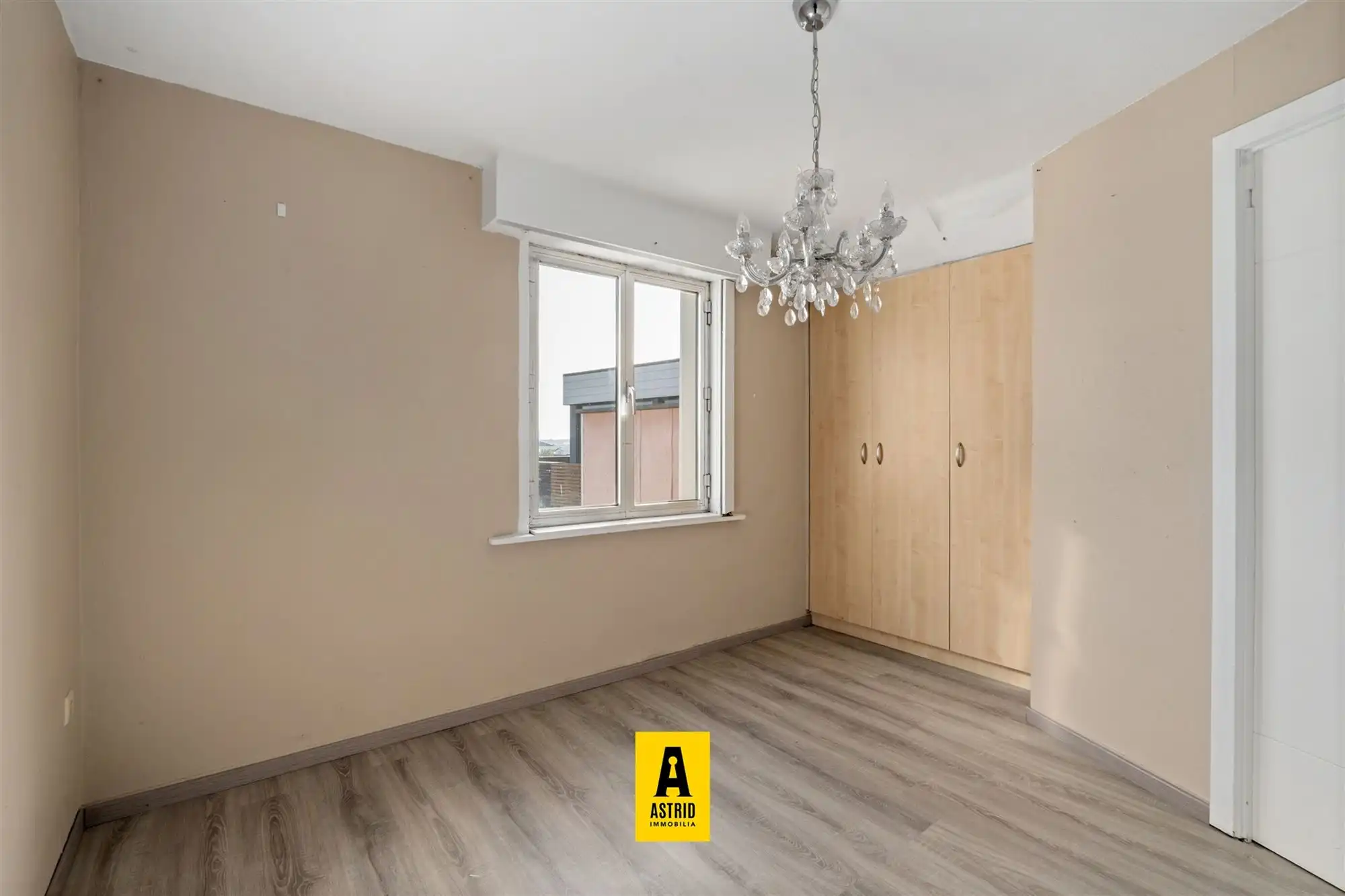 Te renoveren woning in toeristisch centrum! foto 13