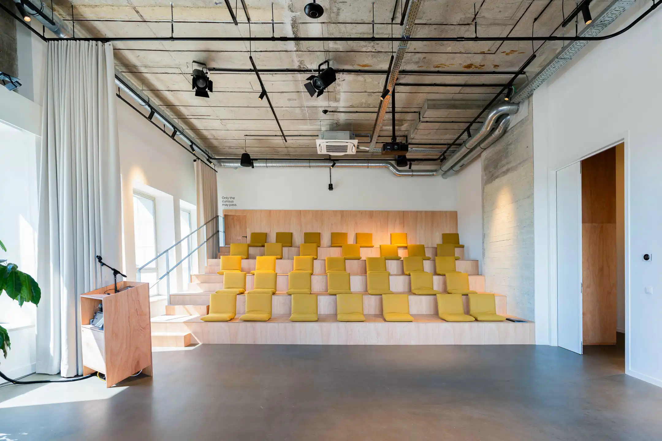 ANTWERPEN ZUID - EXCLUSIEf CO-WORKING KANTOOR  foto 6