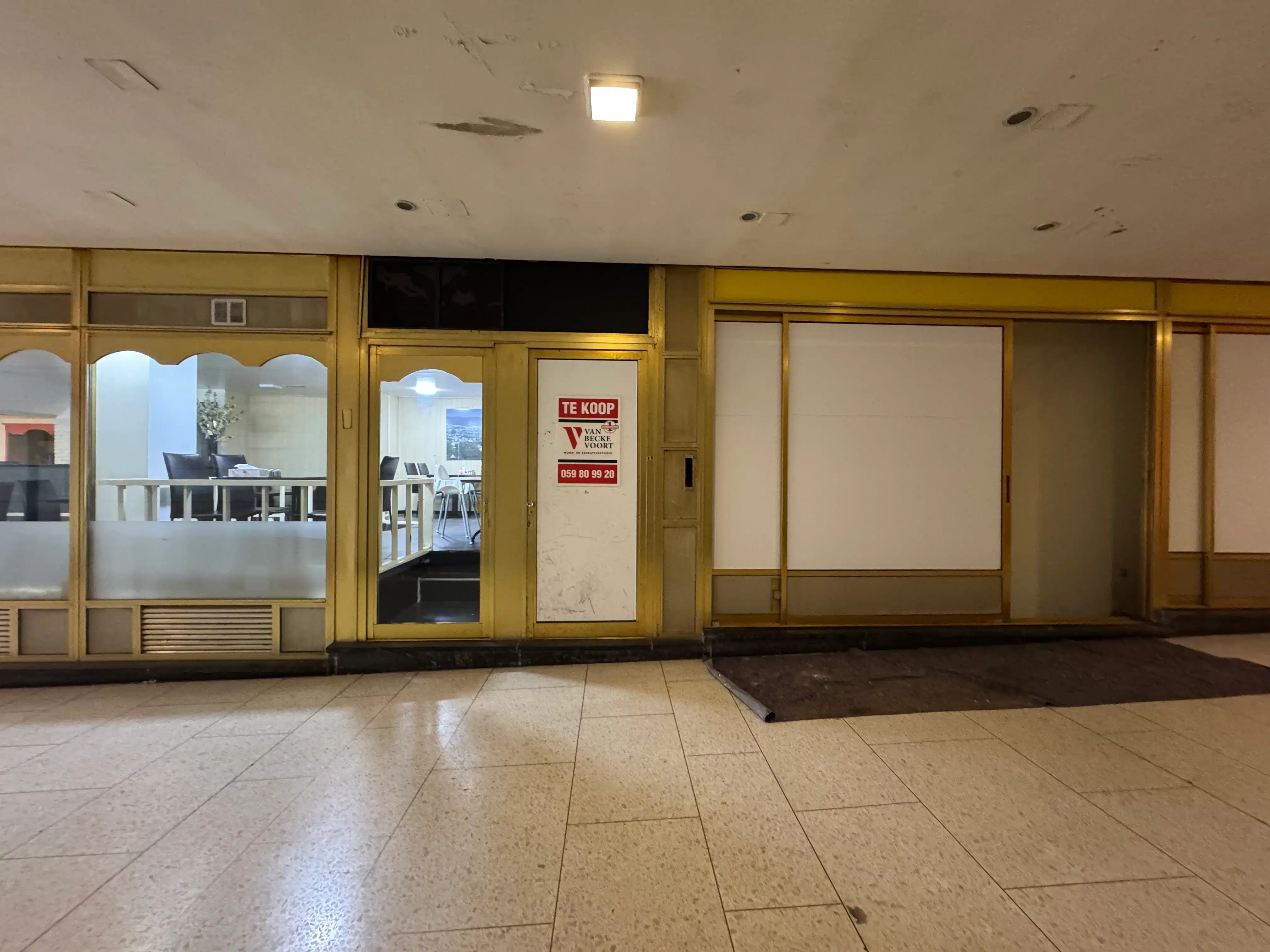 Handelsruimte 130m² - uitgaansbuurt foto 2