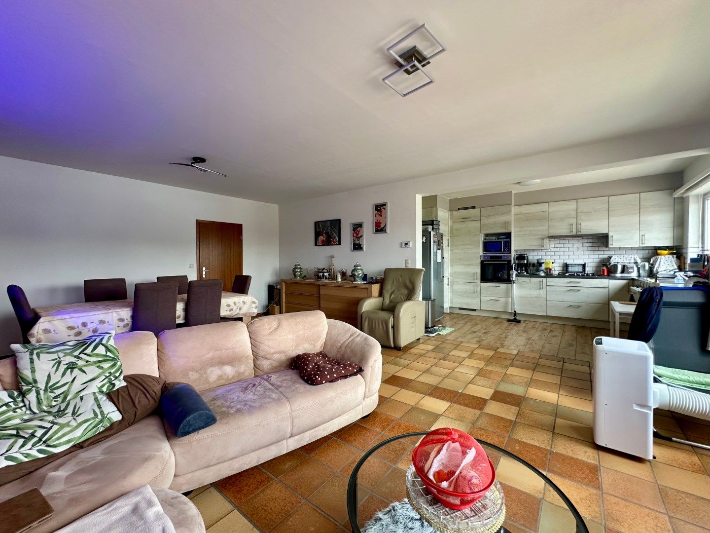 Ruim appartement met twee slaapkamers te Sint-Pieters foto 5