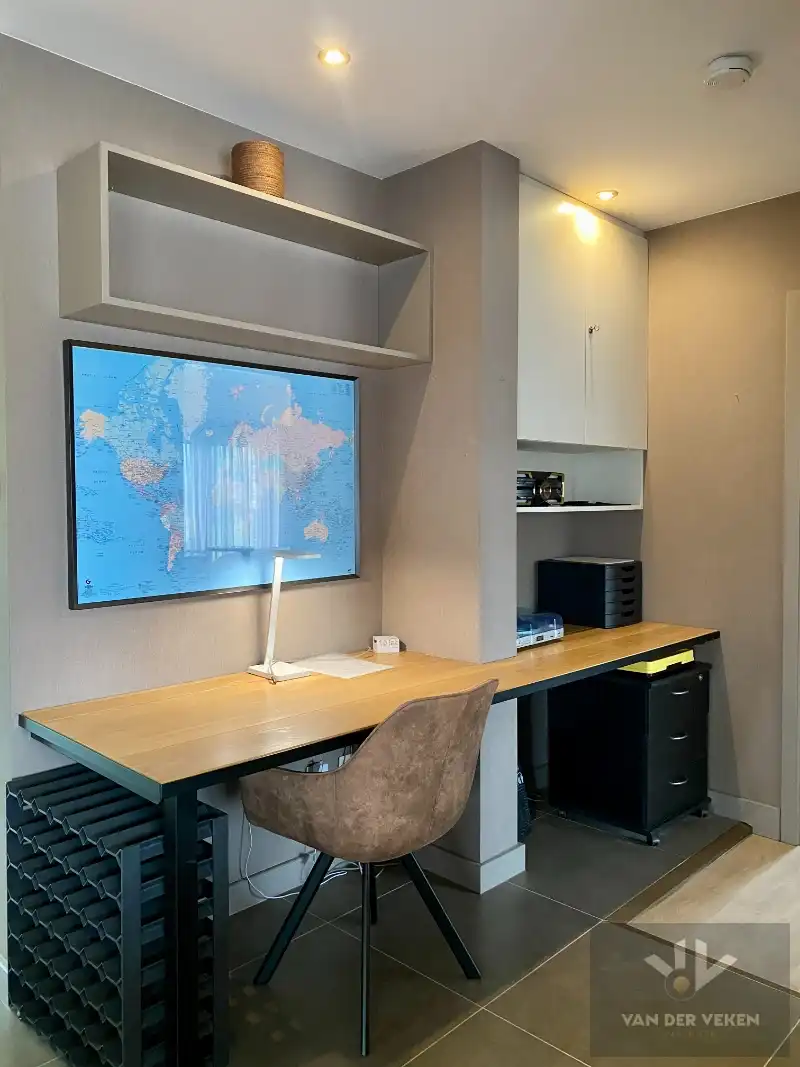 GEMEUBELD APPARTEMENT MET 2 SLPK foto 7