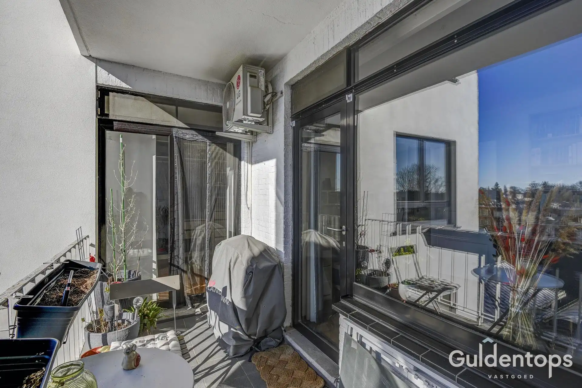 Ruim instapklaar appartement 125 m²  3 slaapkamers en airco foto 15