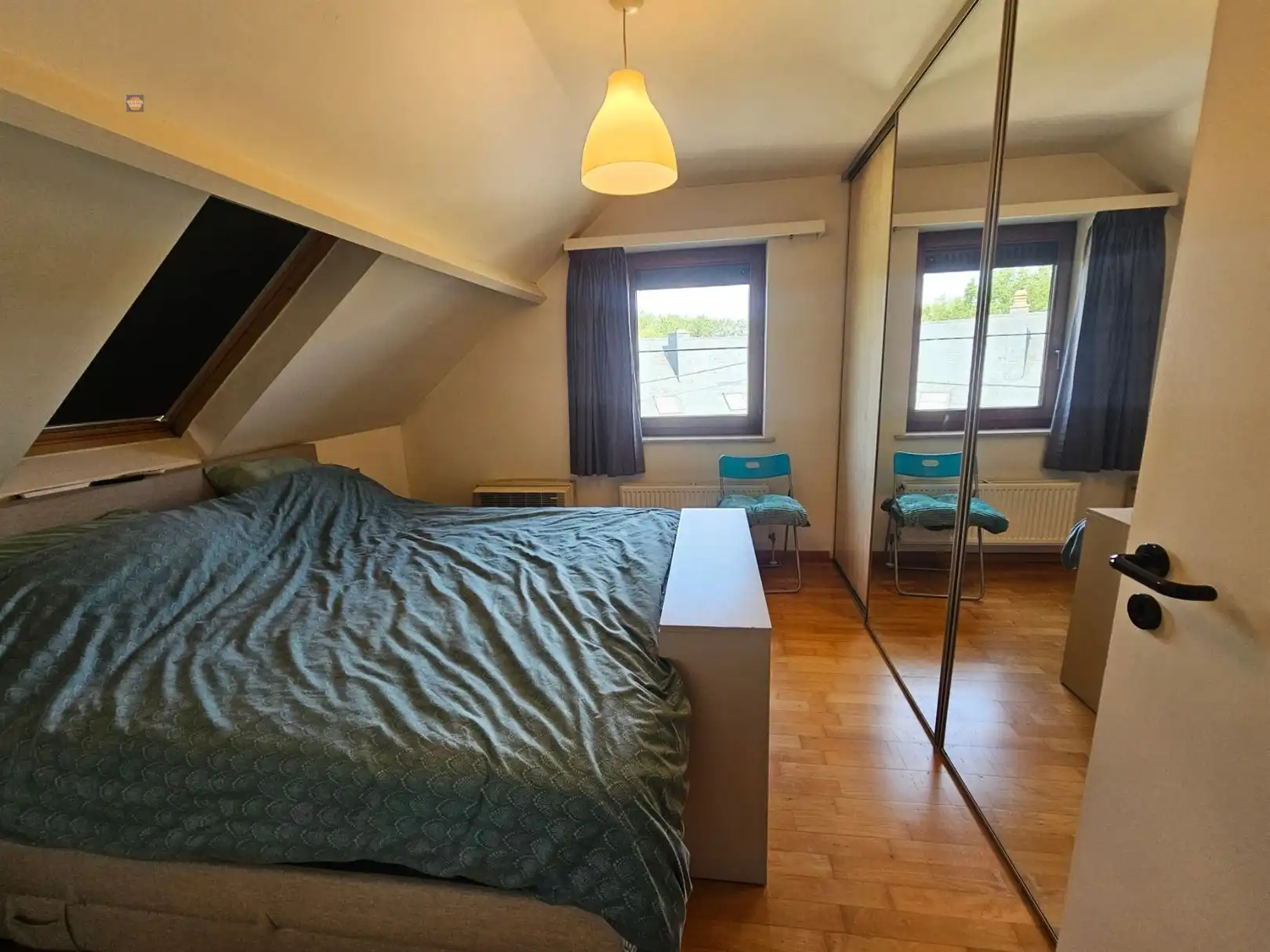 Ruim duplexappartement met garage foto 14