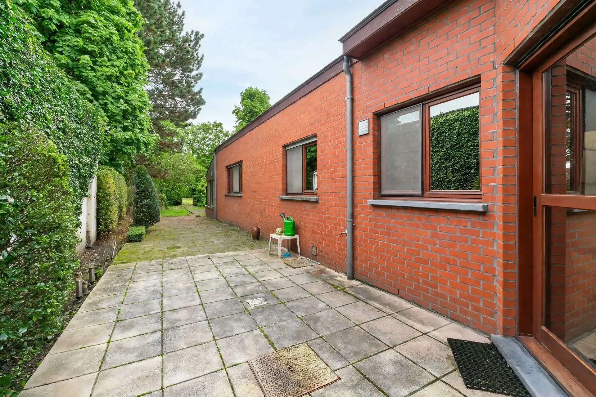 Topgelegen appartement met garage en grote tuin! foto 4