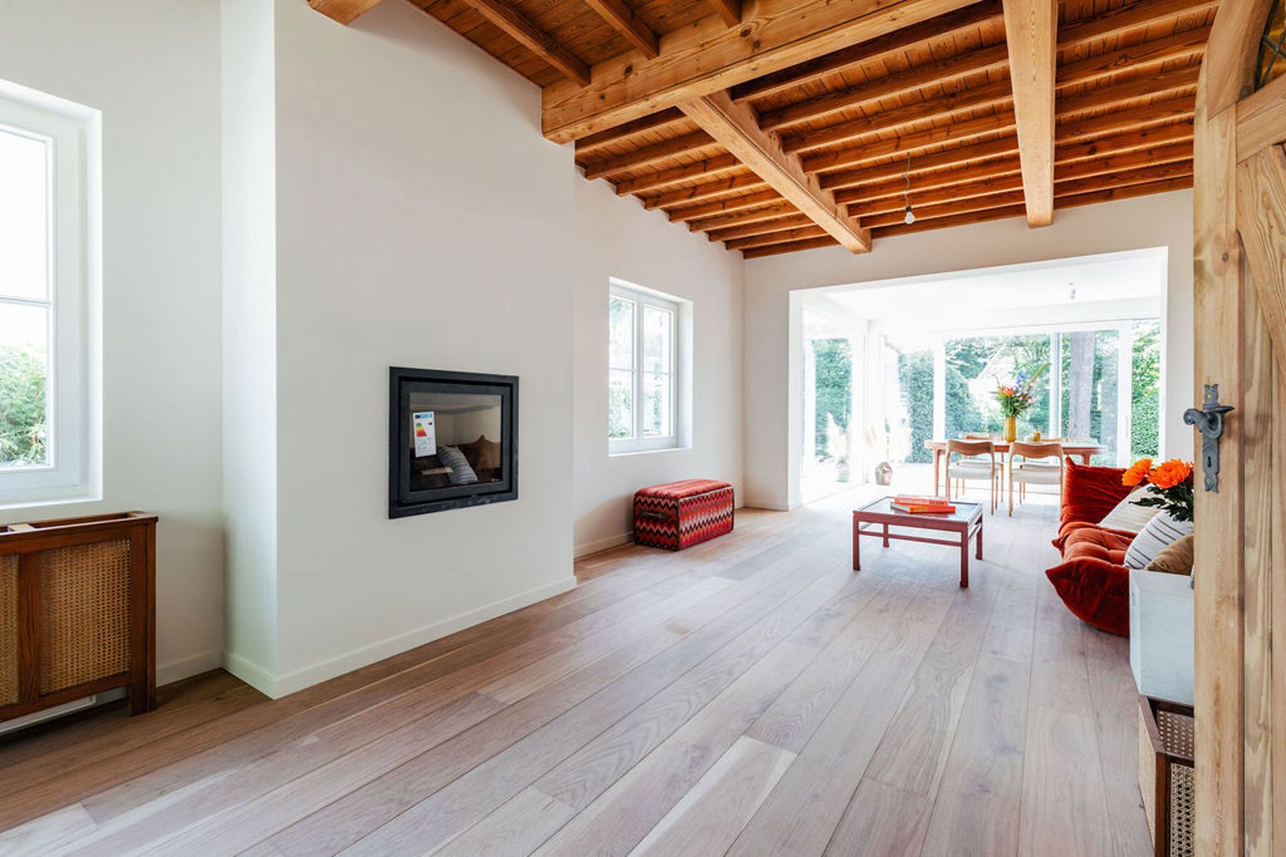 Charme villa op TOP locatie in Vriesdonk foto {{pictureIndex}}