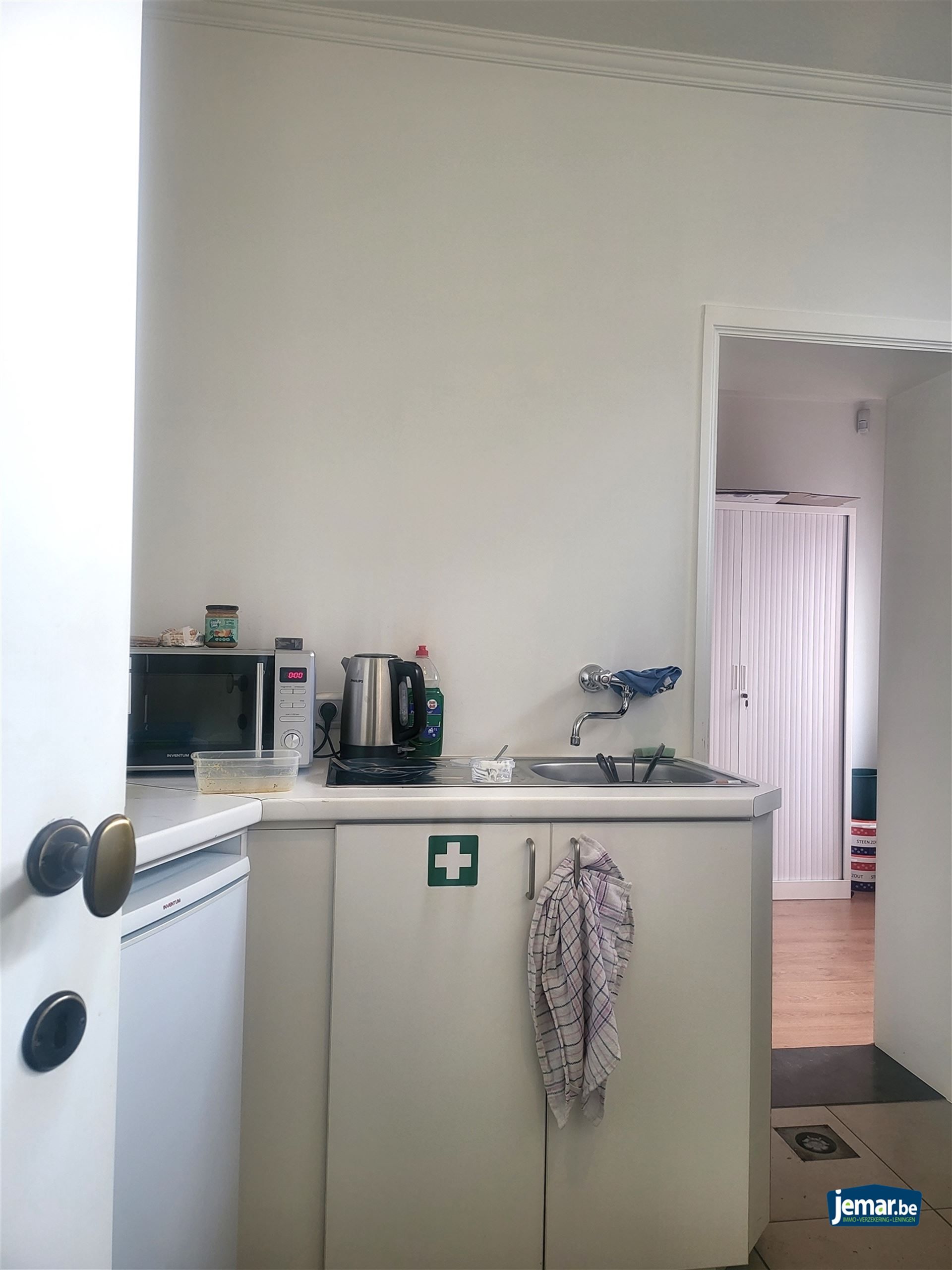 Handelsruimte met woonst foto 21