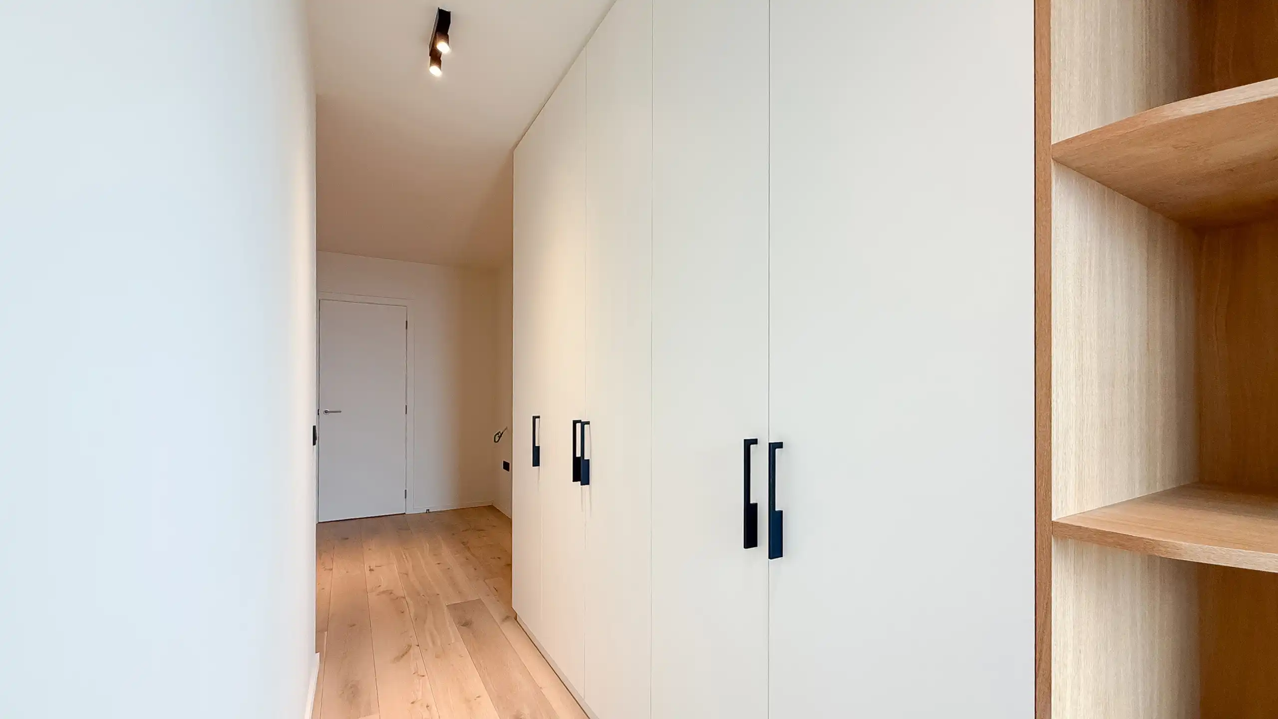 Luxueus appartement met panoramisch uitzicht in “The Tower” foto 23