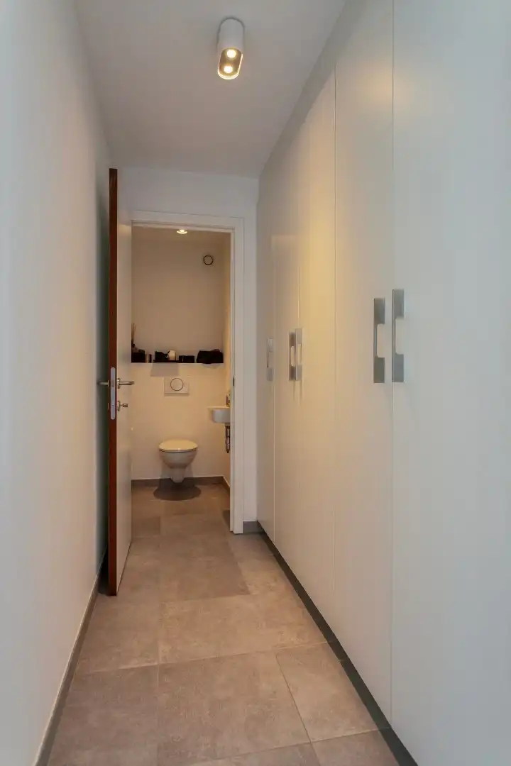 Recente penthouse met zongerichte terrassen foto 13