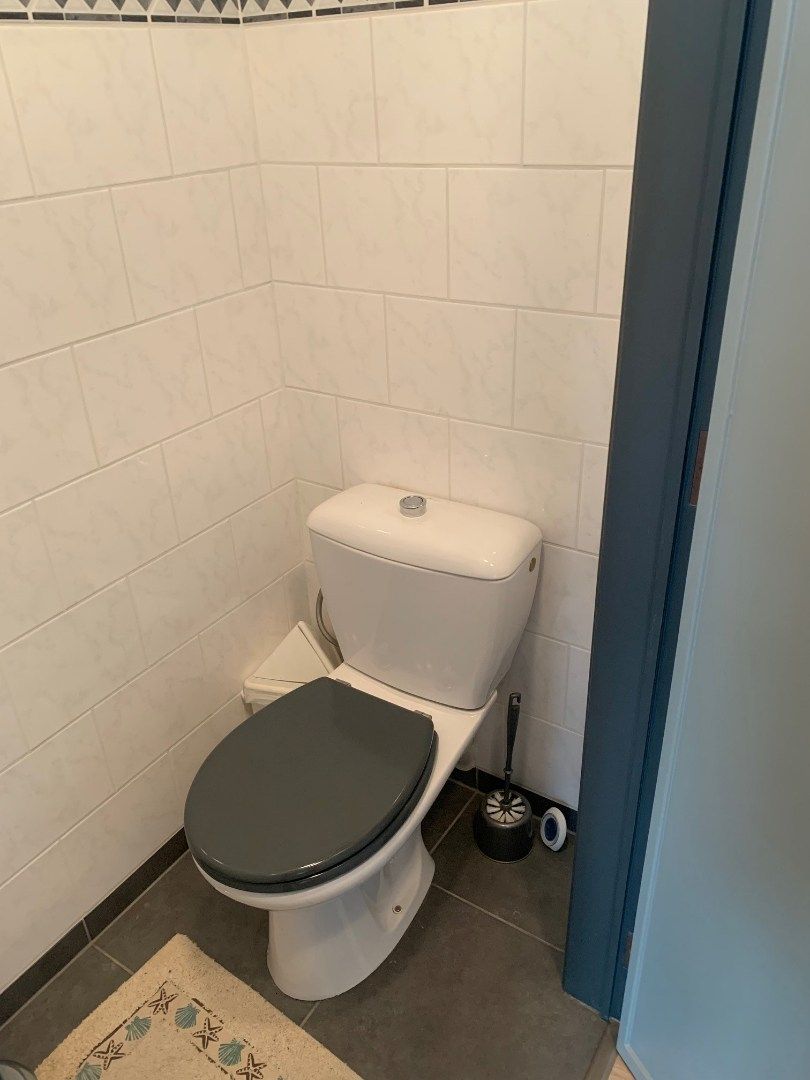 Gemeubelde studio vlak aan zee, lateraal zeezicht foto 7