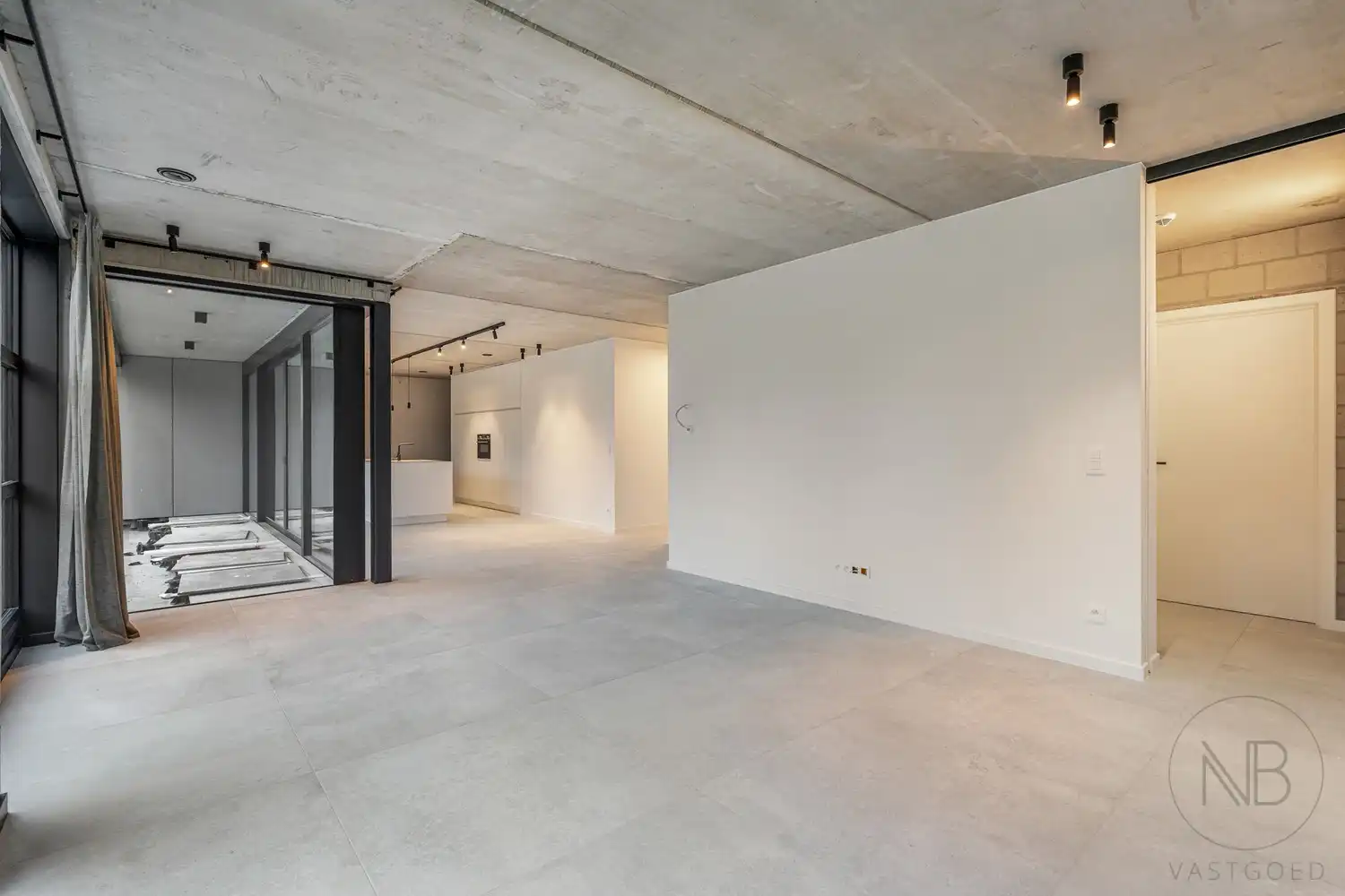 Nieuwbouwappartement met industriële uitstraling in het centrum van Genk! foto 6