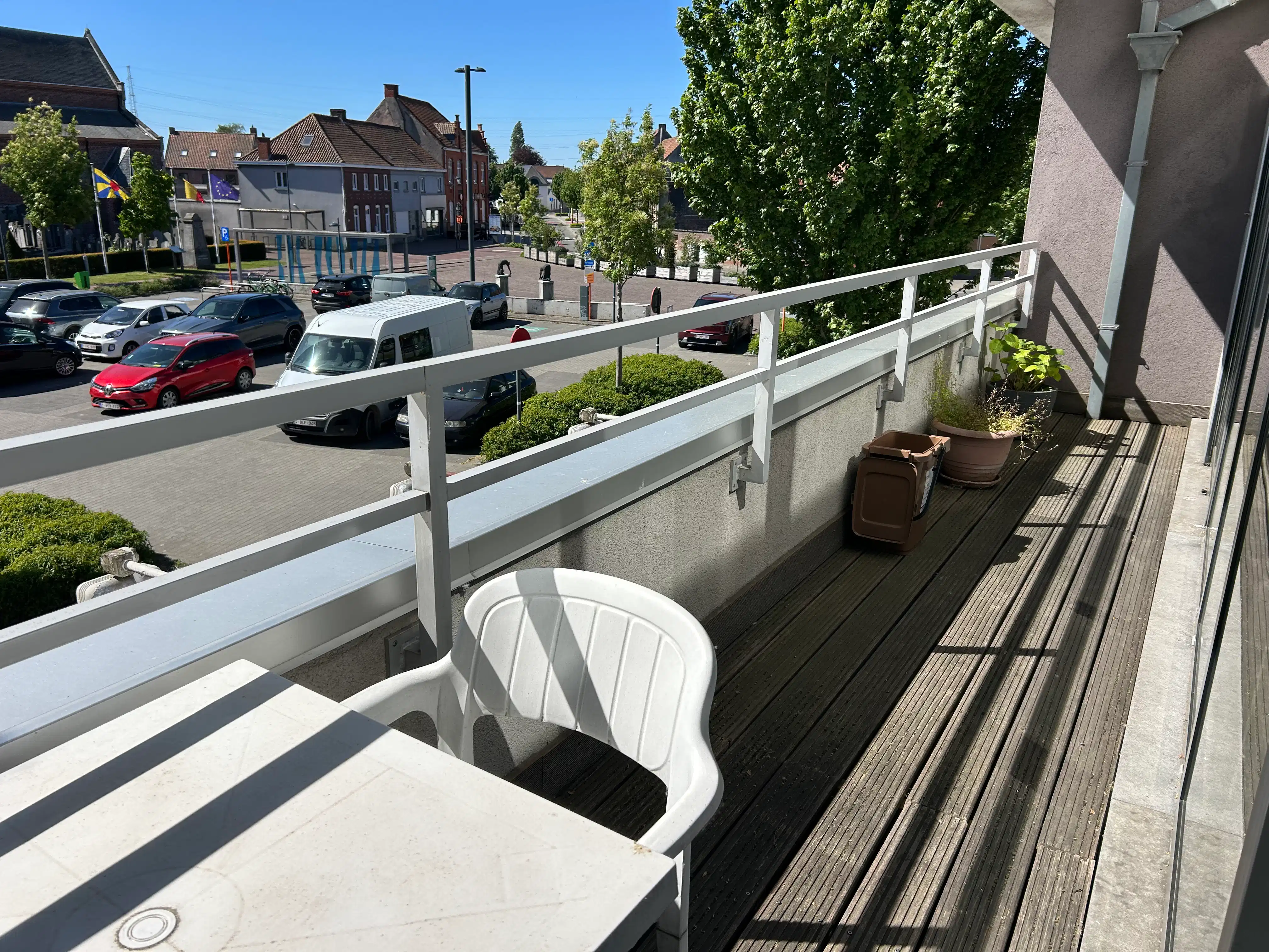 Verzorgd en centraal gelegen appartement met ruime zuid-terras en grote gemeenschappelijke tuin. foto 5
