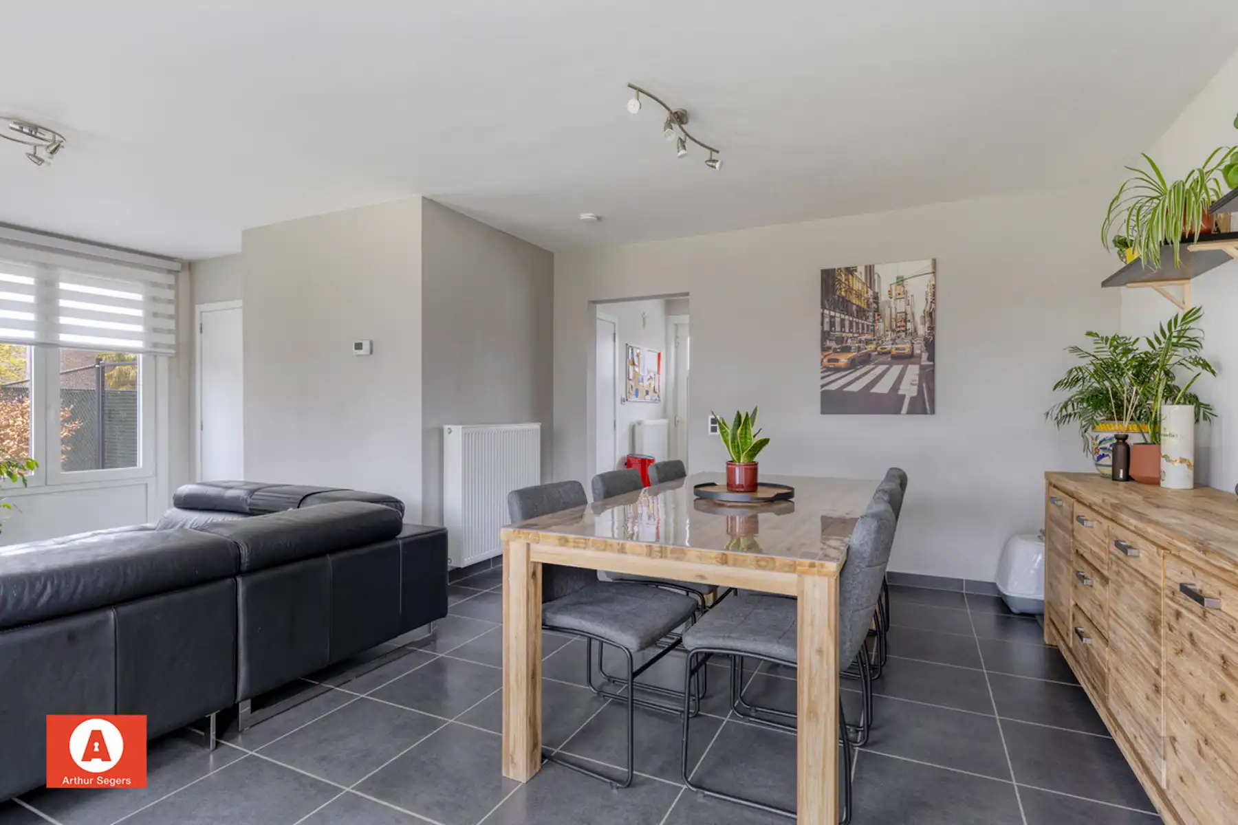 Energiezuinige half-open bebouwing mét alle comfort. foto 9