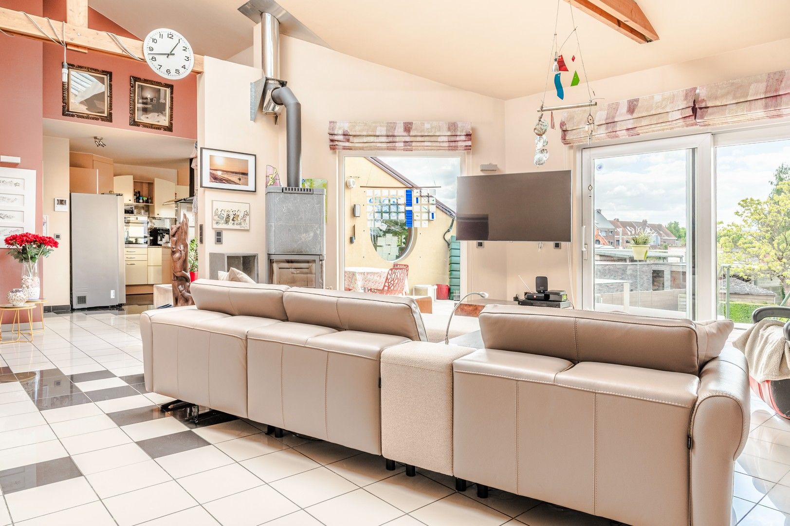 Unieke handelswoning met zwembad, atelier en zonneterras in Ruisbroek (Puurs) foto 11