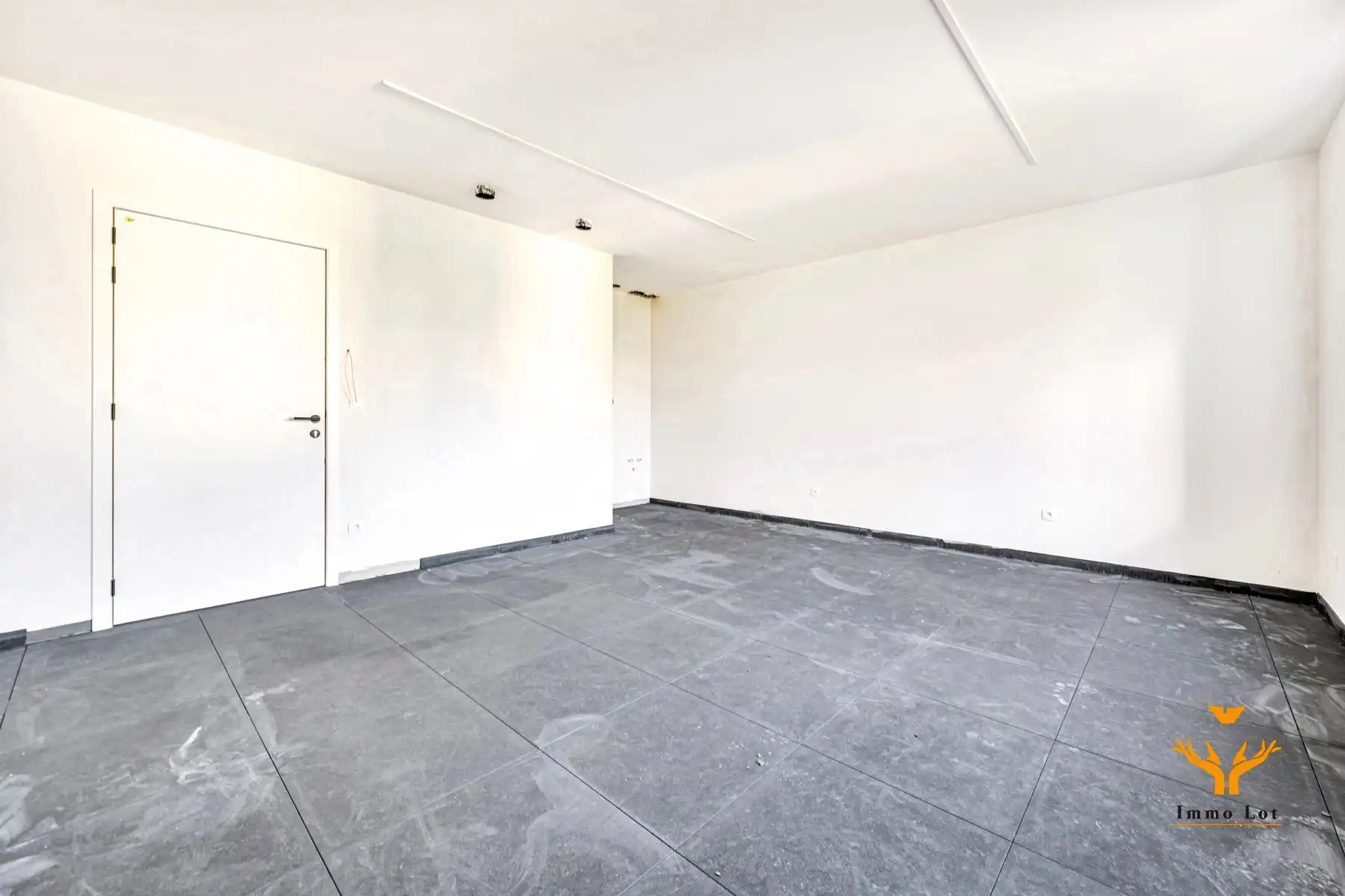 Nieuwbouw kantoorruimte/praktijkruimte te huur op zeer centrale locatie foto 8