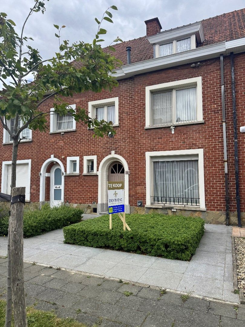 Ruime tussenwoning met 3 slaapkamers (mogelijkheid tot meer!), garage en tuin te koop in Gullegem foto 14