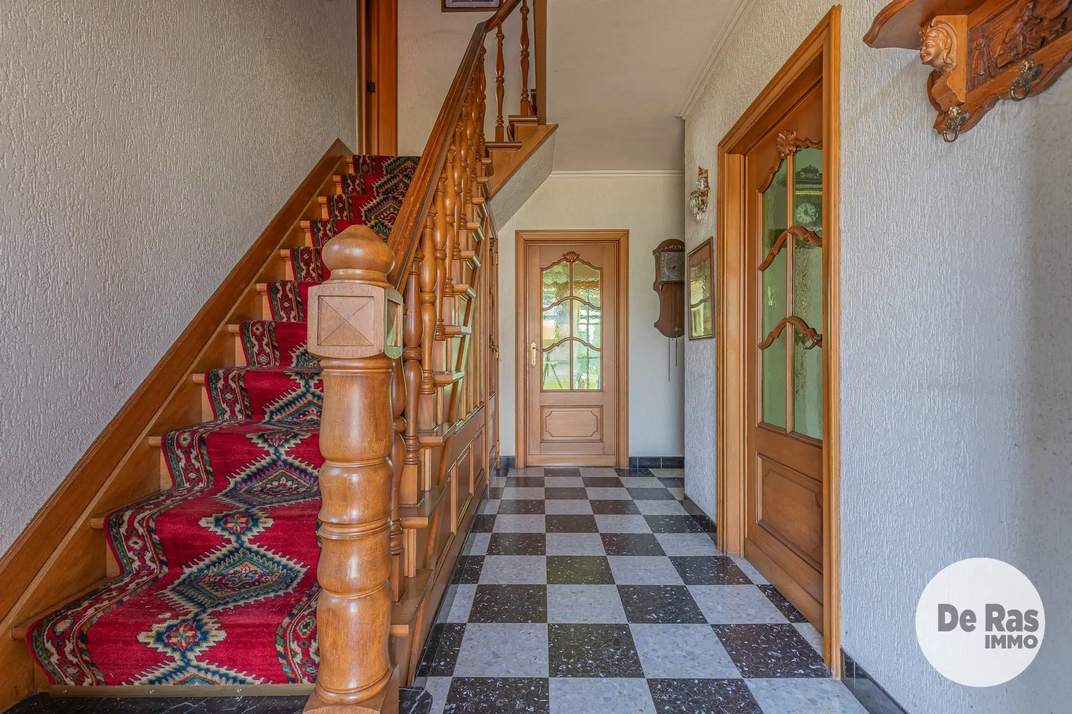 VLEKKEM- Ruime woning met 4 slaapkamers en uitgestrekte tuin foto 5