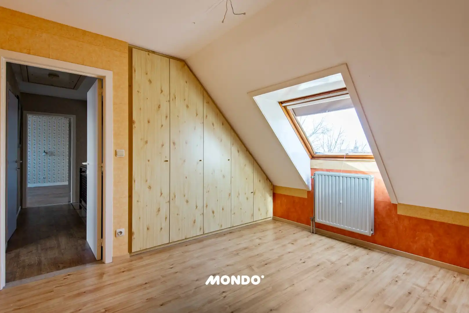Ruim appartement met drie slaapkamers foto 18