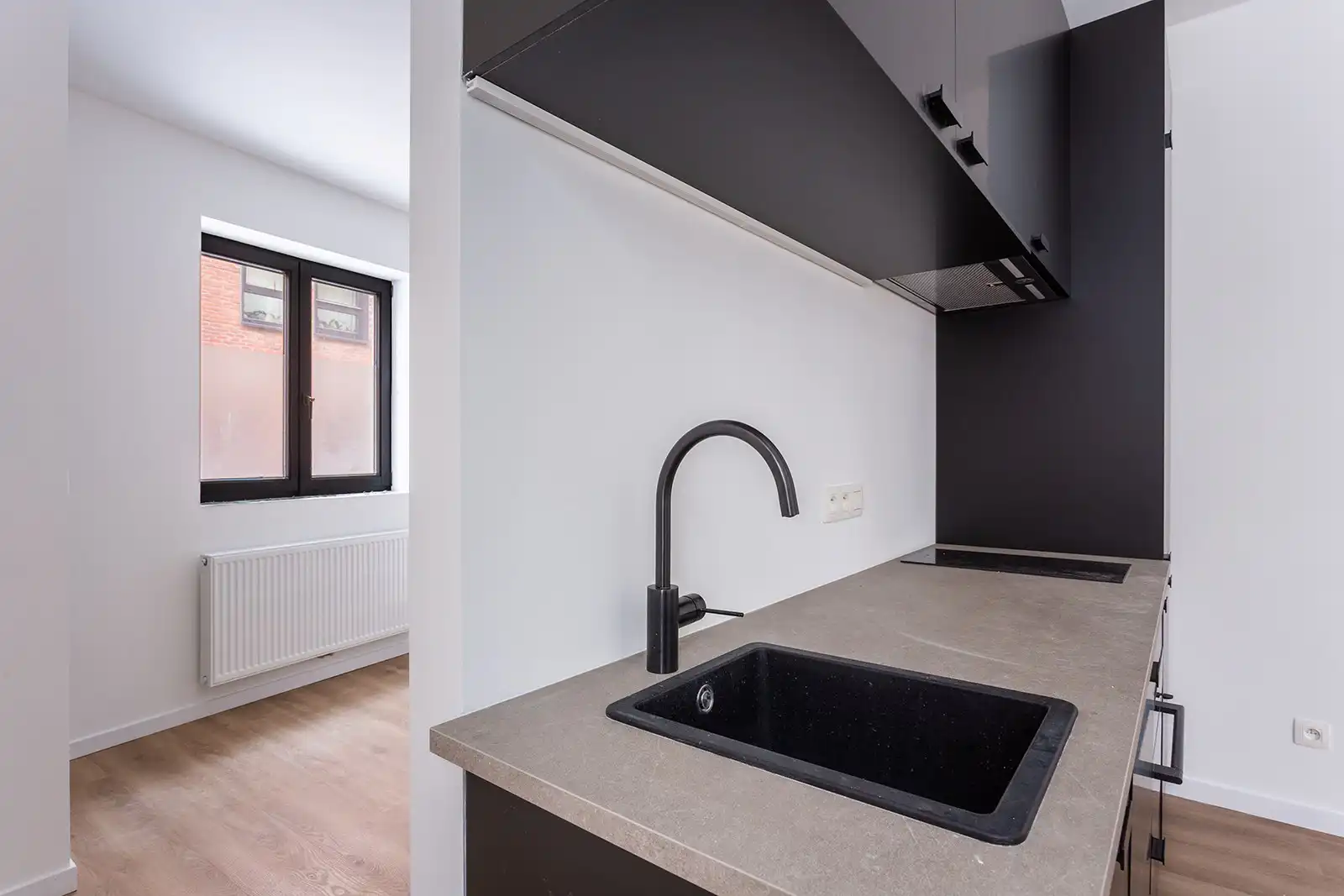 Totaal gerenoveerd opbrengsteigendom van 4 studio’s foto 24