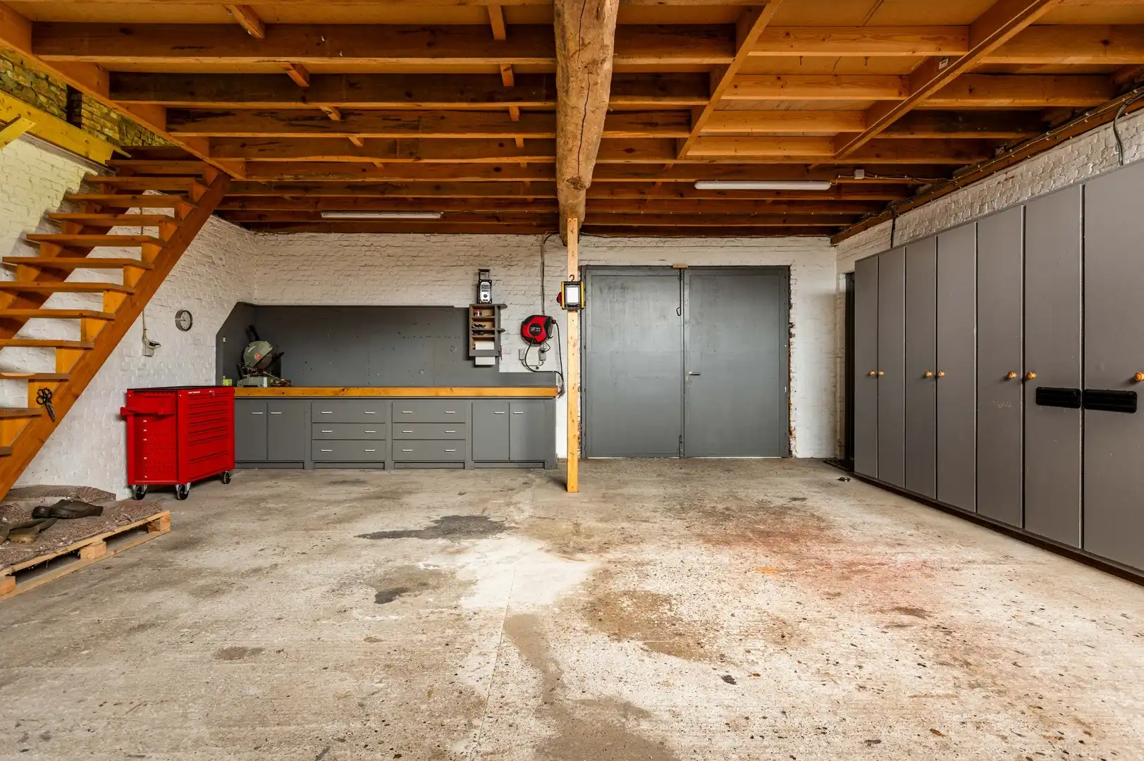 Te moderniseren woning met tal van mogelijkheden op centrale ligging in Herselt foto 13