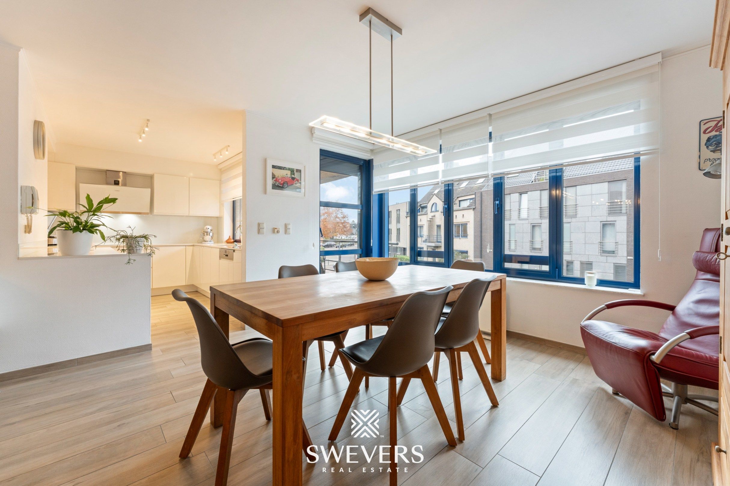 Modern en instapklaar appartement met twee terrassen in hartje Zolder foto 8