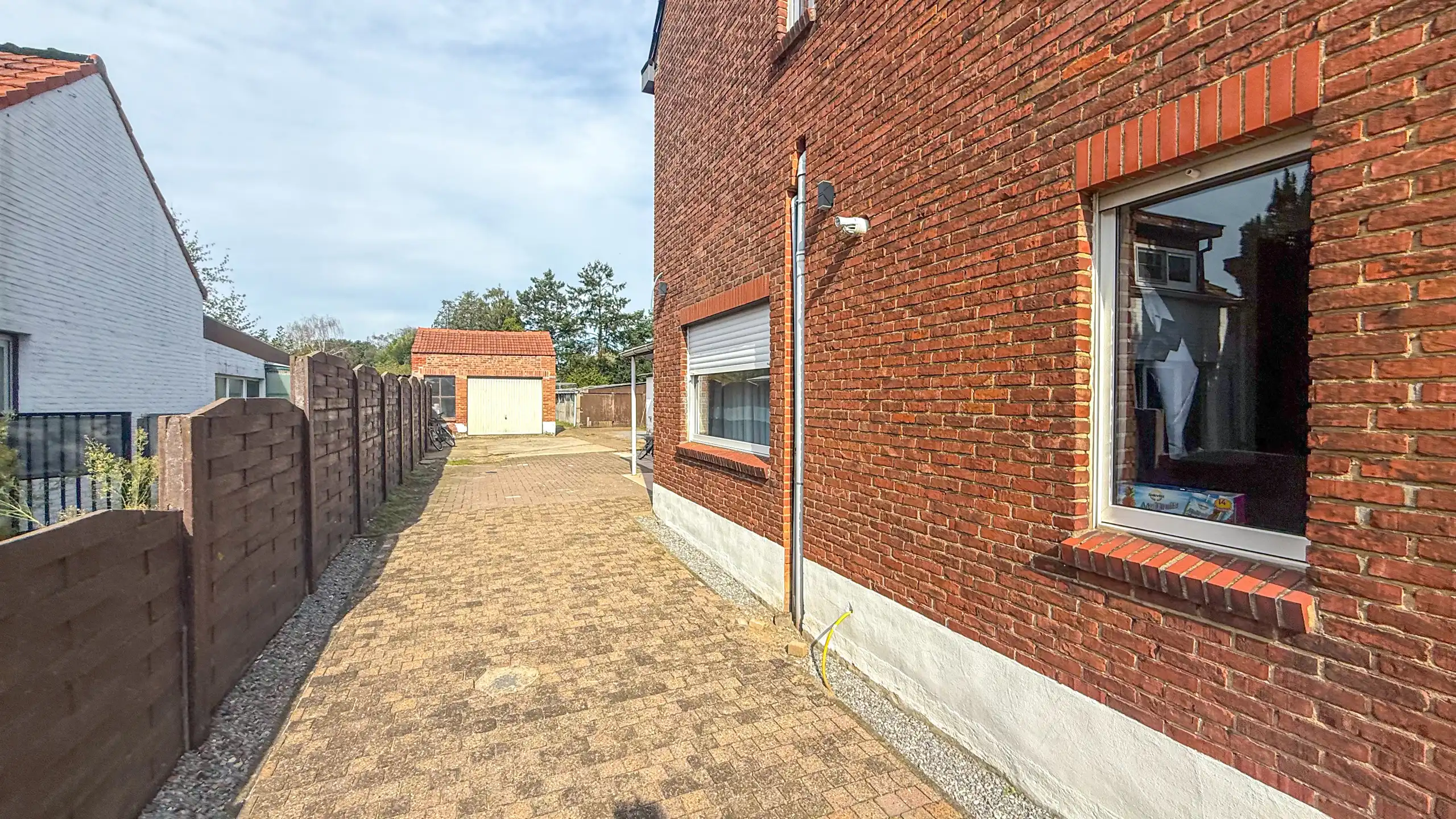 Volledig vernieuwde woning met 4 slp en uitstekende ligging! foto 30