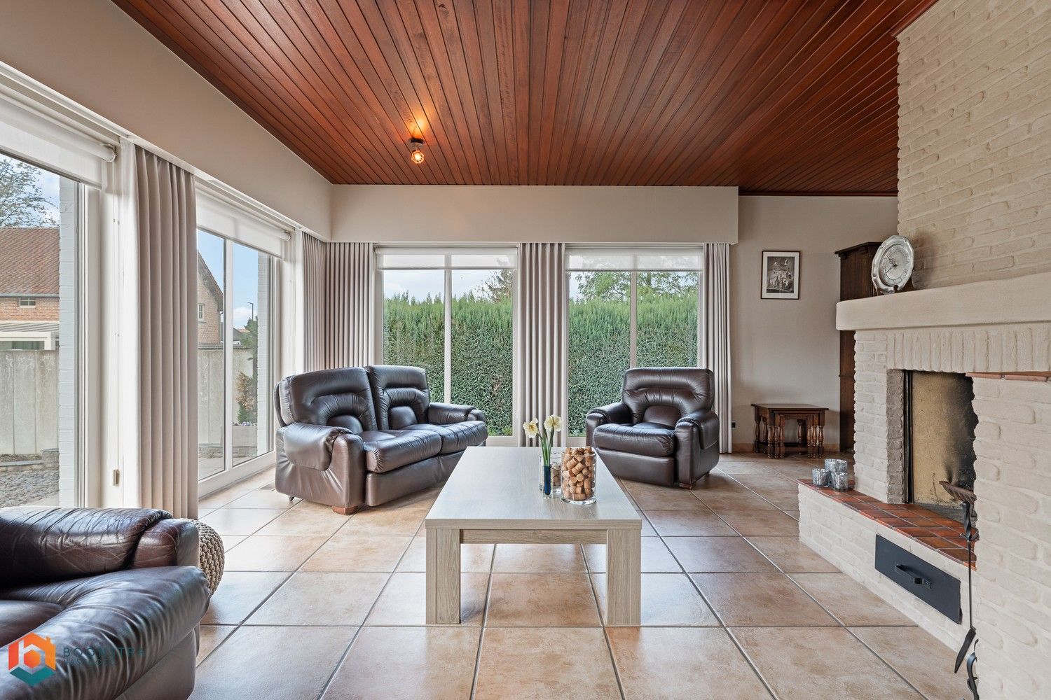 Perfect onderhouden woning met 3 Slpkrs op 1230 m² foto 5