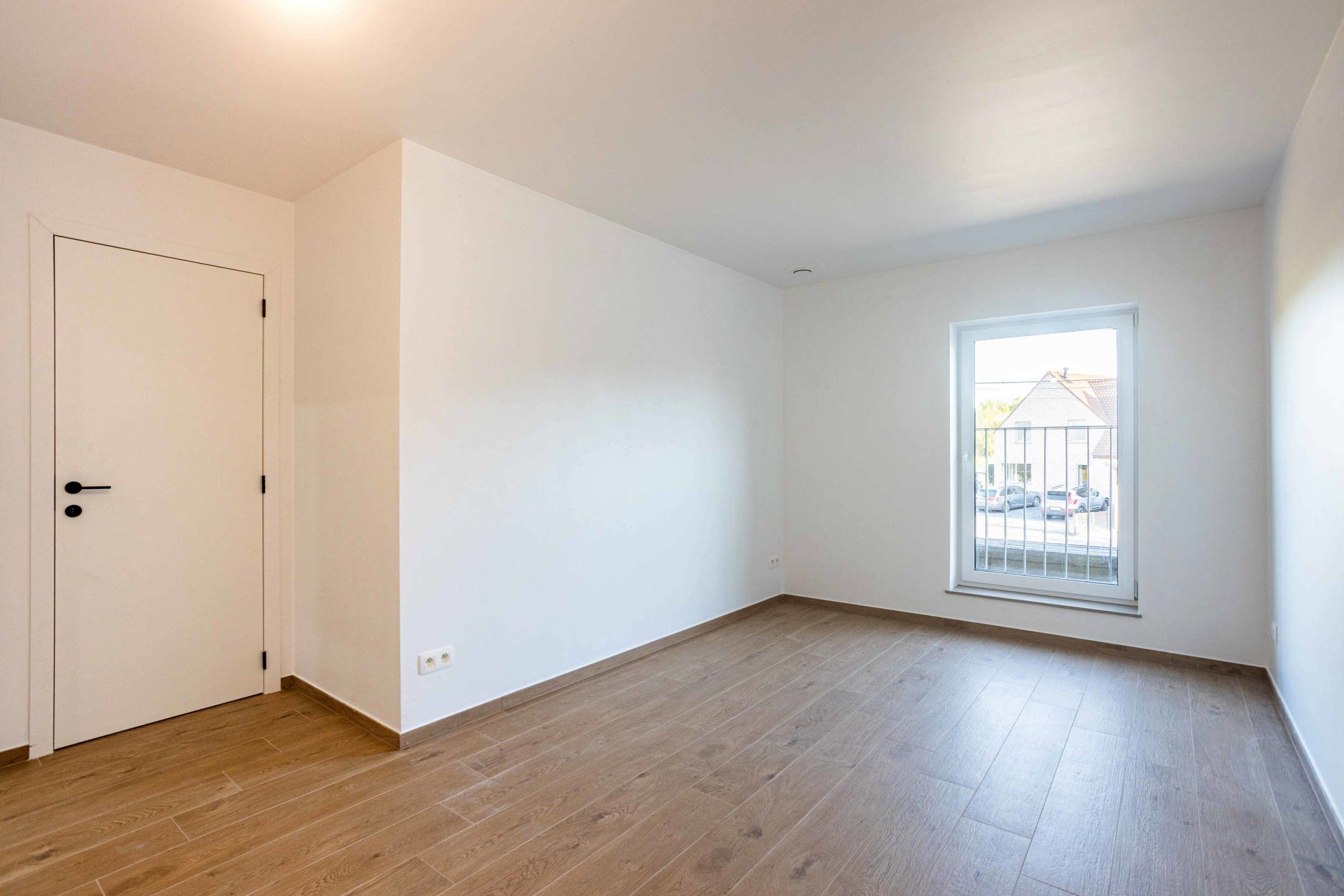 Prachtige nieuwbouwwoning omringd door groen en natuur. foto 17