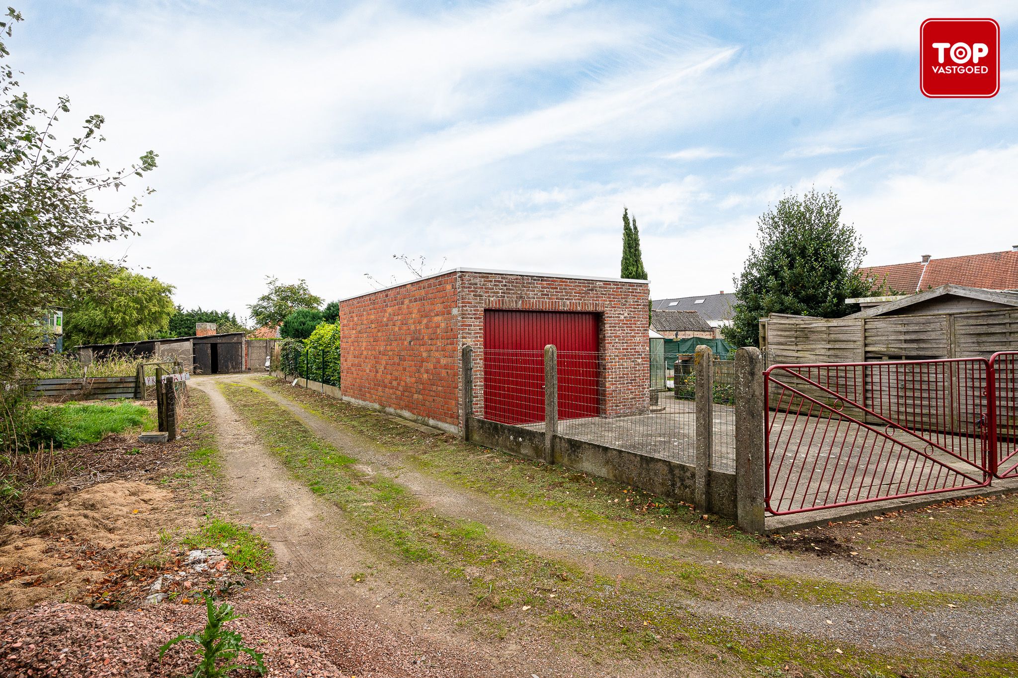 Te renoveren woning met 4 slaapkamers op perceel grond van 1605m² foto 20