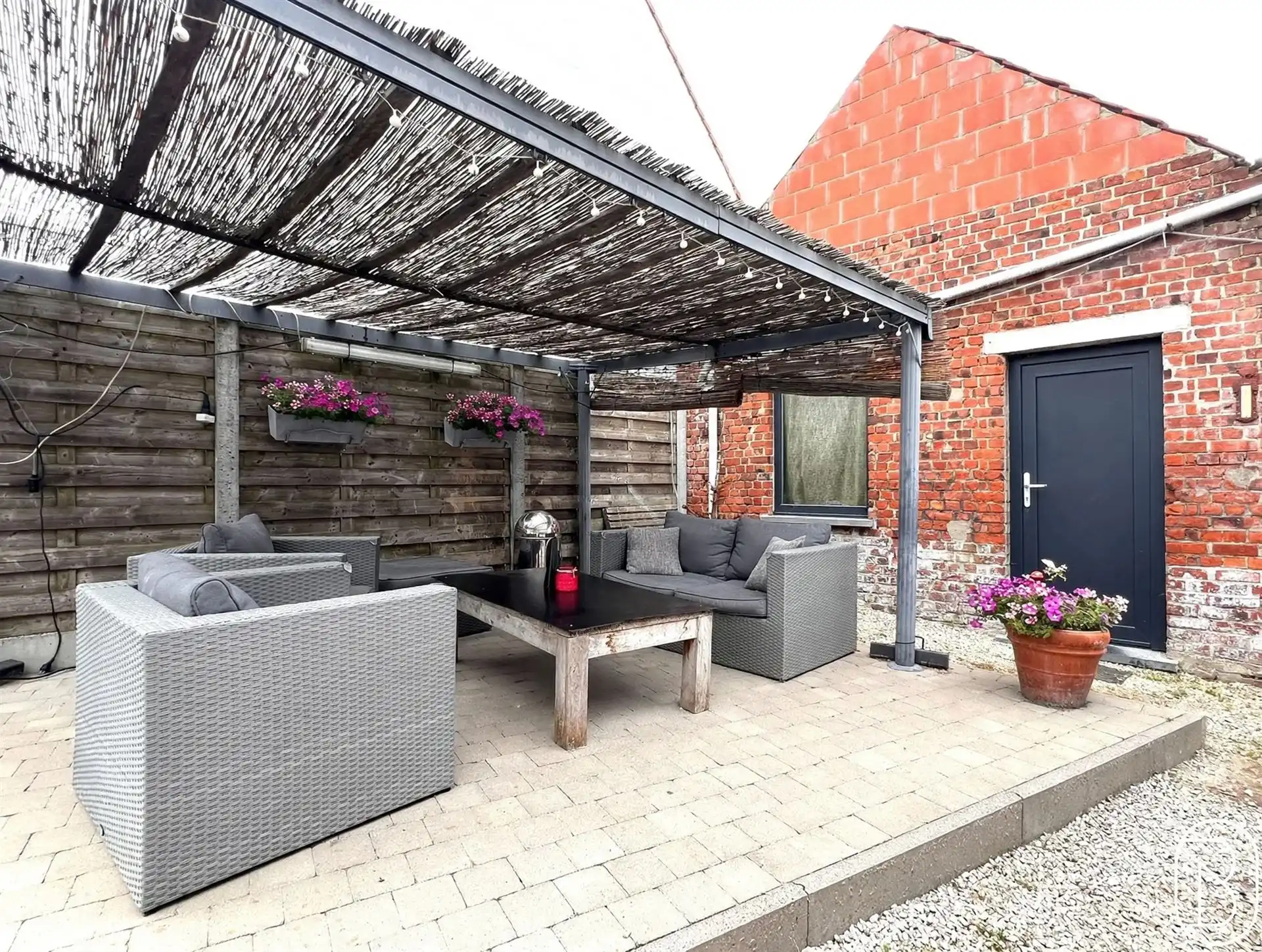 TOFFE DEGELIJKE DEELS GERENOVEERDE WOONST MET TUIN & GARAGE! foto 19