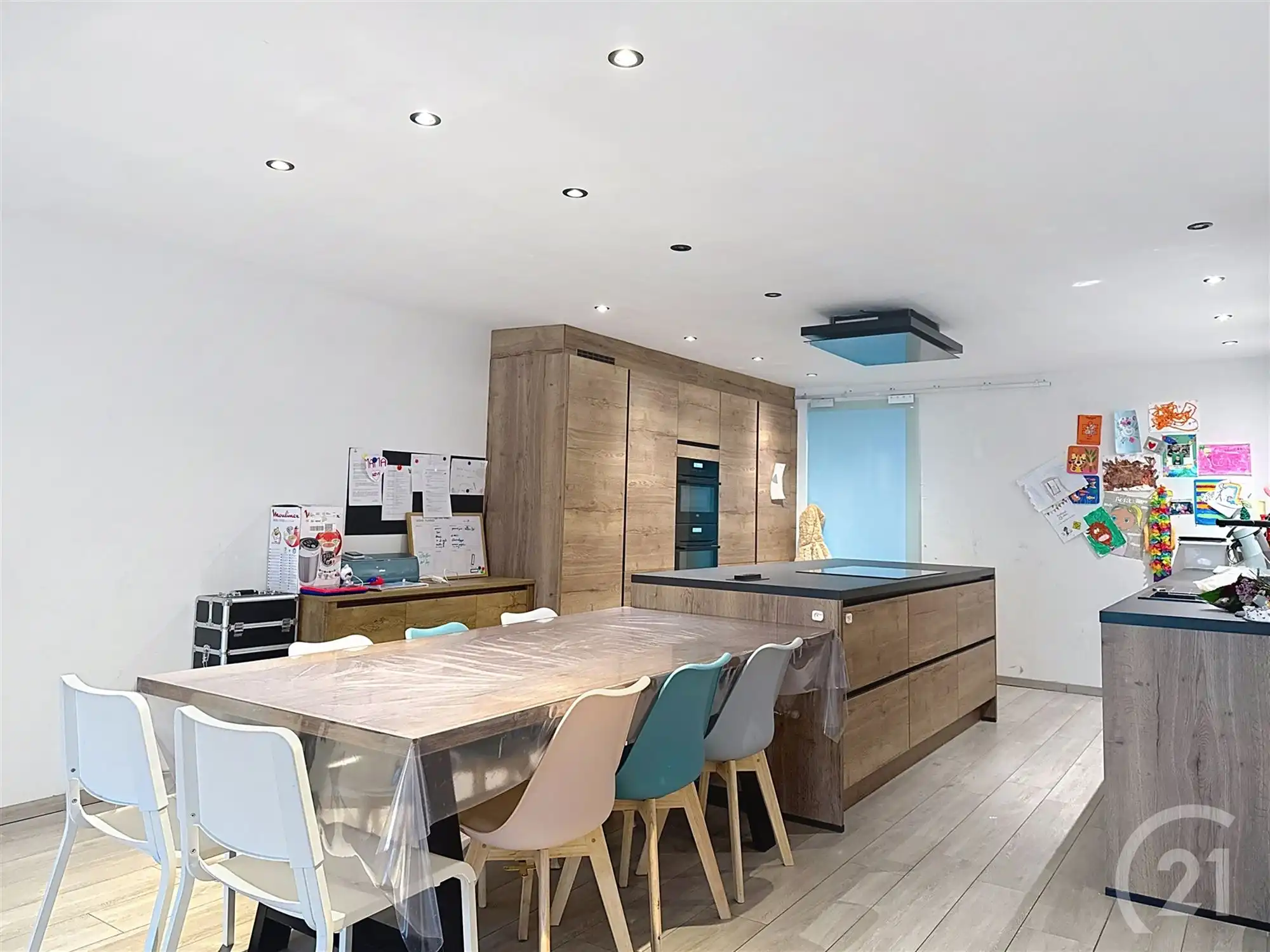 Ruime gezinswoning met 5 slaapkamers in centrum foto 13