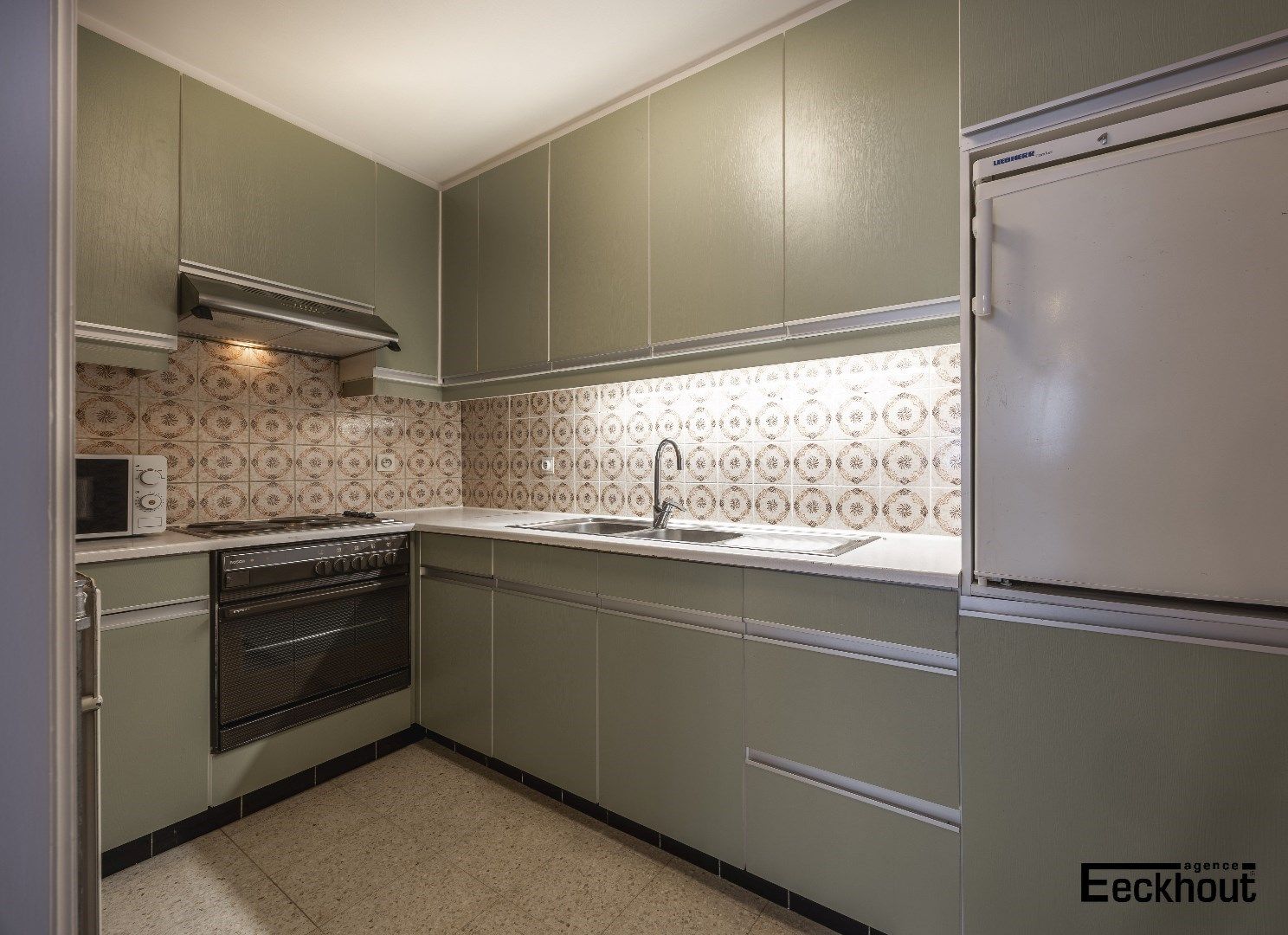 Lichtrijk appartement van 101m² op gunstige ligging te Oostende! foto 6