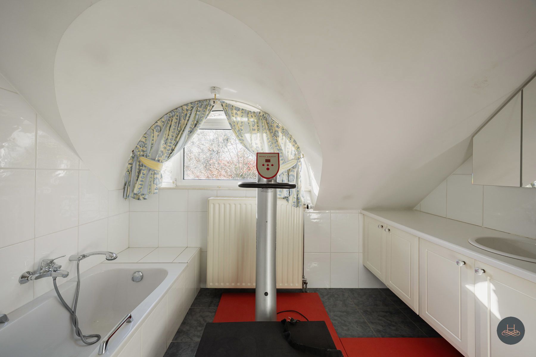 Imposante, zuinige villa in het groen met een open zicht  foto 29