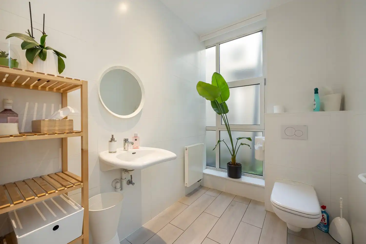 Multifunctioneel handelsgelijkvloers / kantoorruimte foto 15