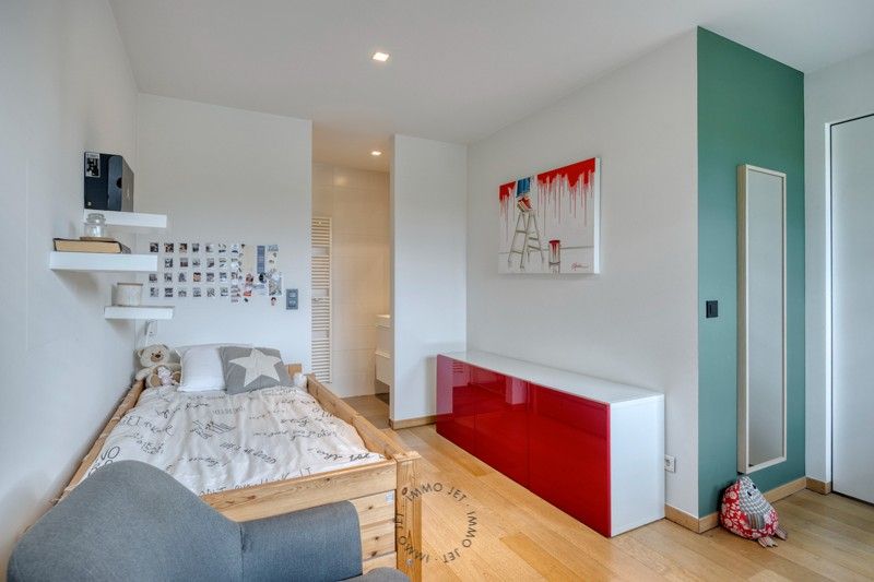 Exclusieve villa met zwembad in rustige wijk nabij het centrum van Beveren foto 23